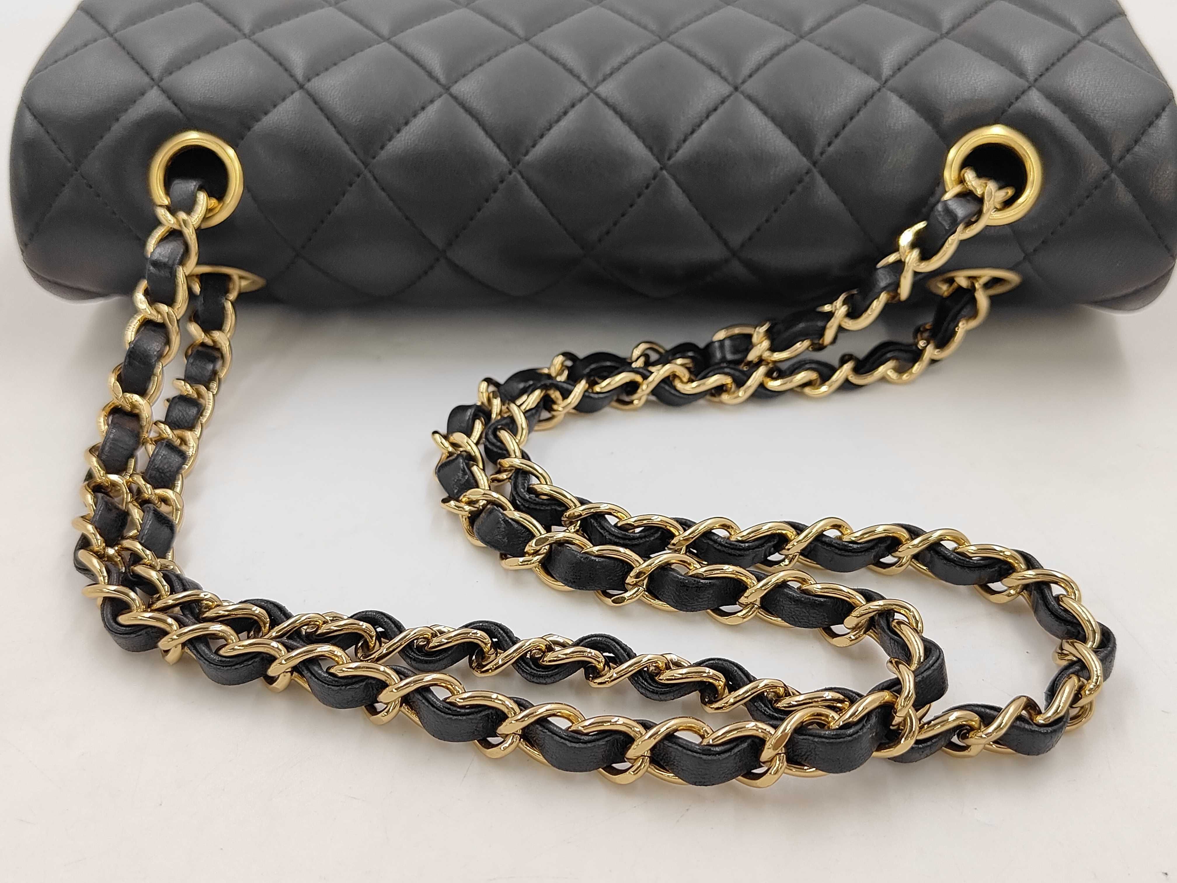 Double Flap CF Medium Chain Bag Black Gold Buckle Handbag — view 3