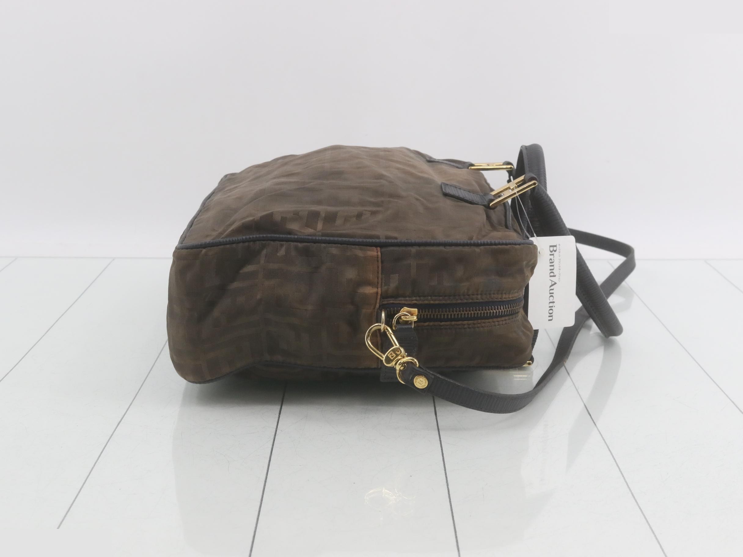 Zucca (bag) - Shoulder bag — view 3