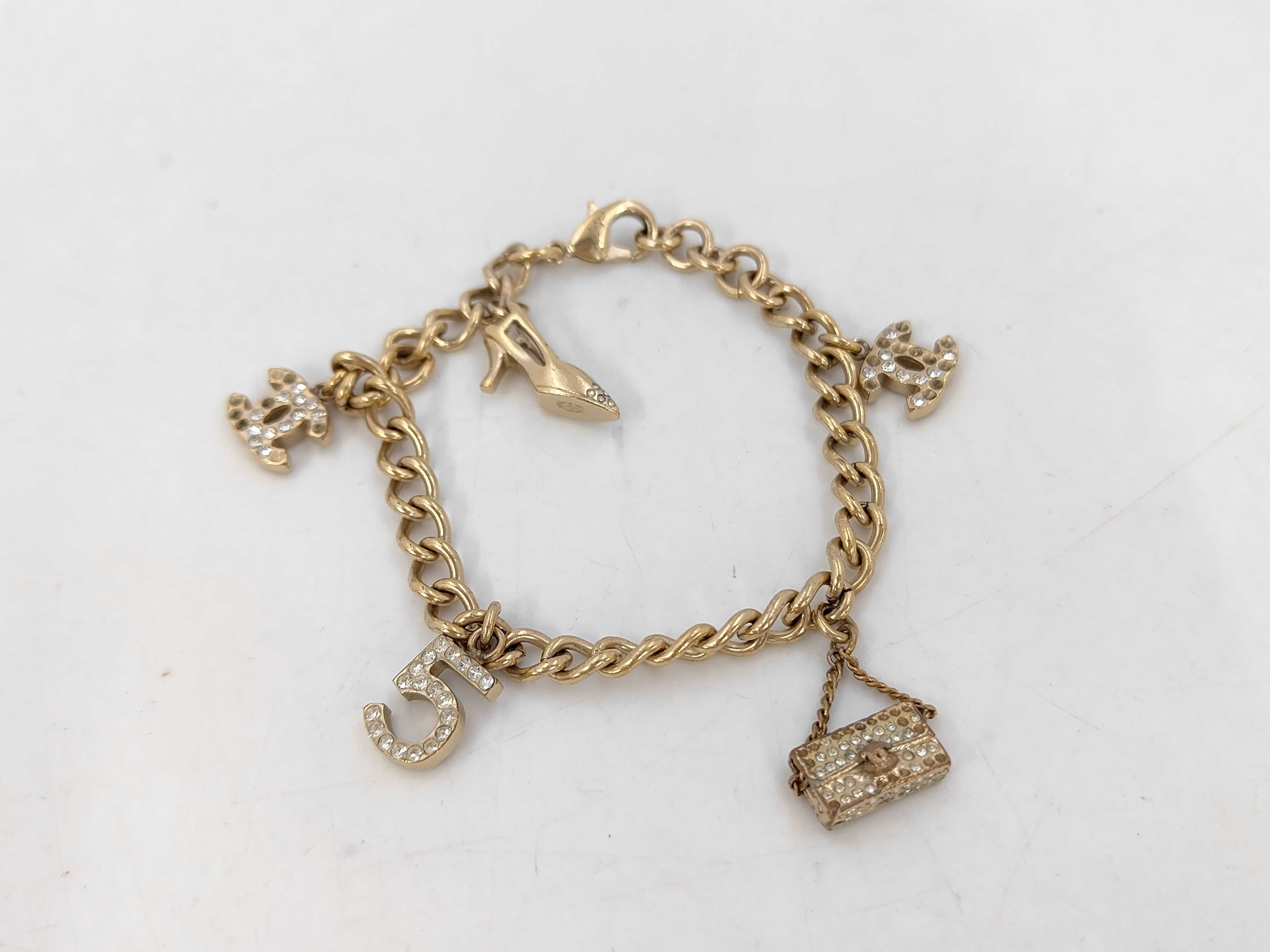 Matelassé 5 Charm Icon Bracelet/Bangle