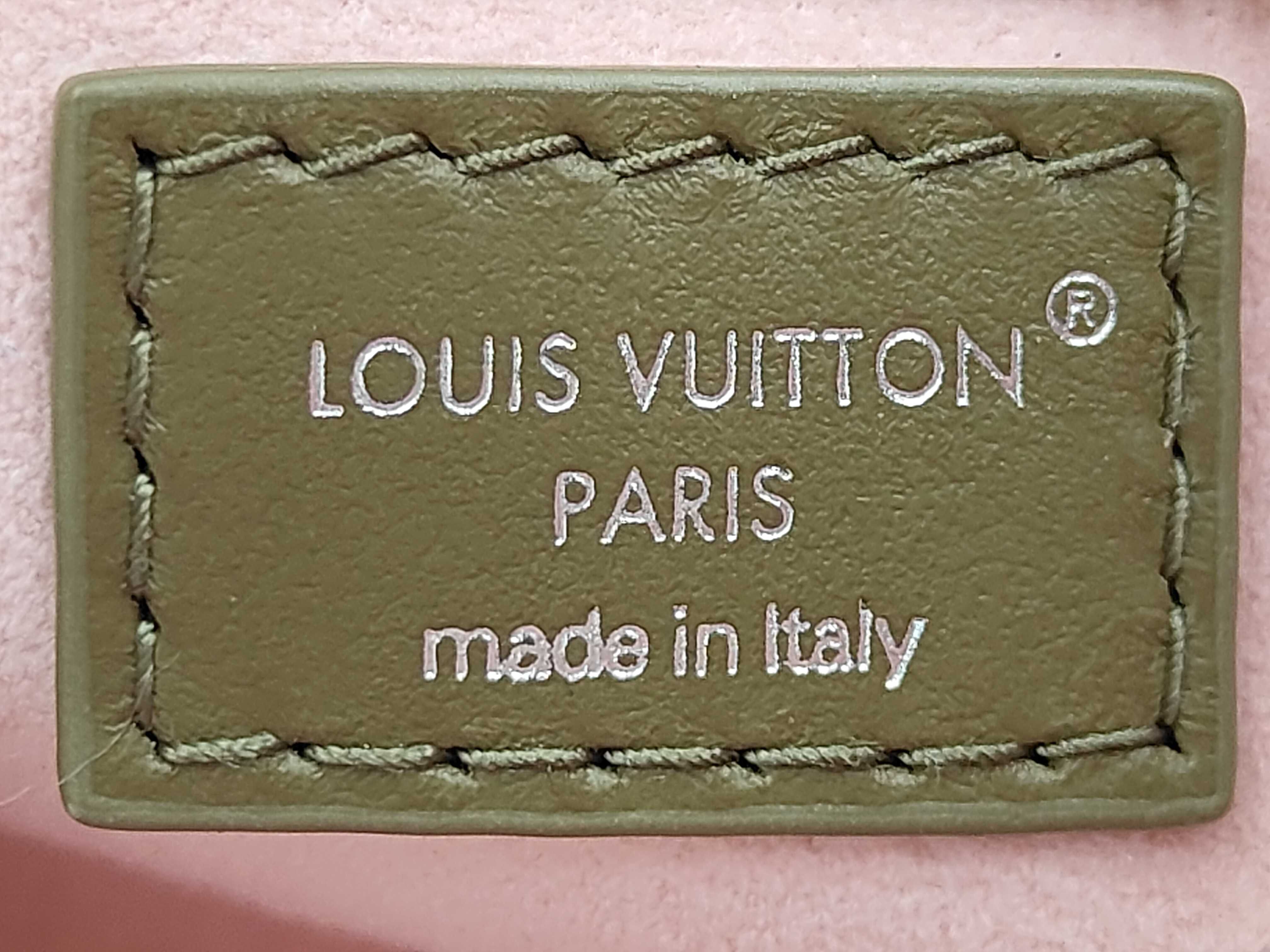 Bag-shaped Leather Charm — view 9
