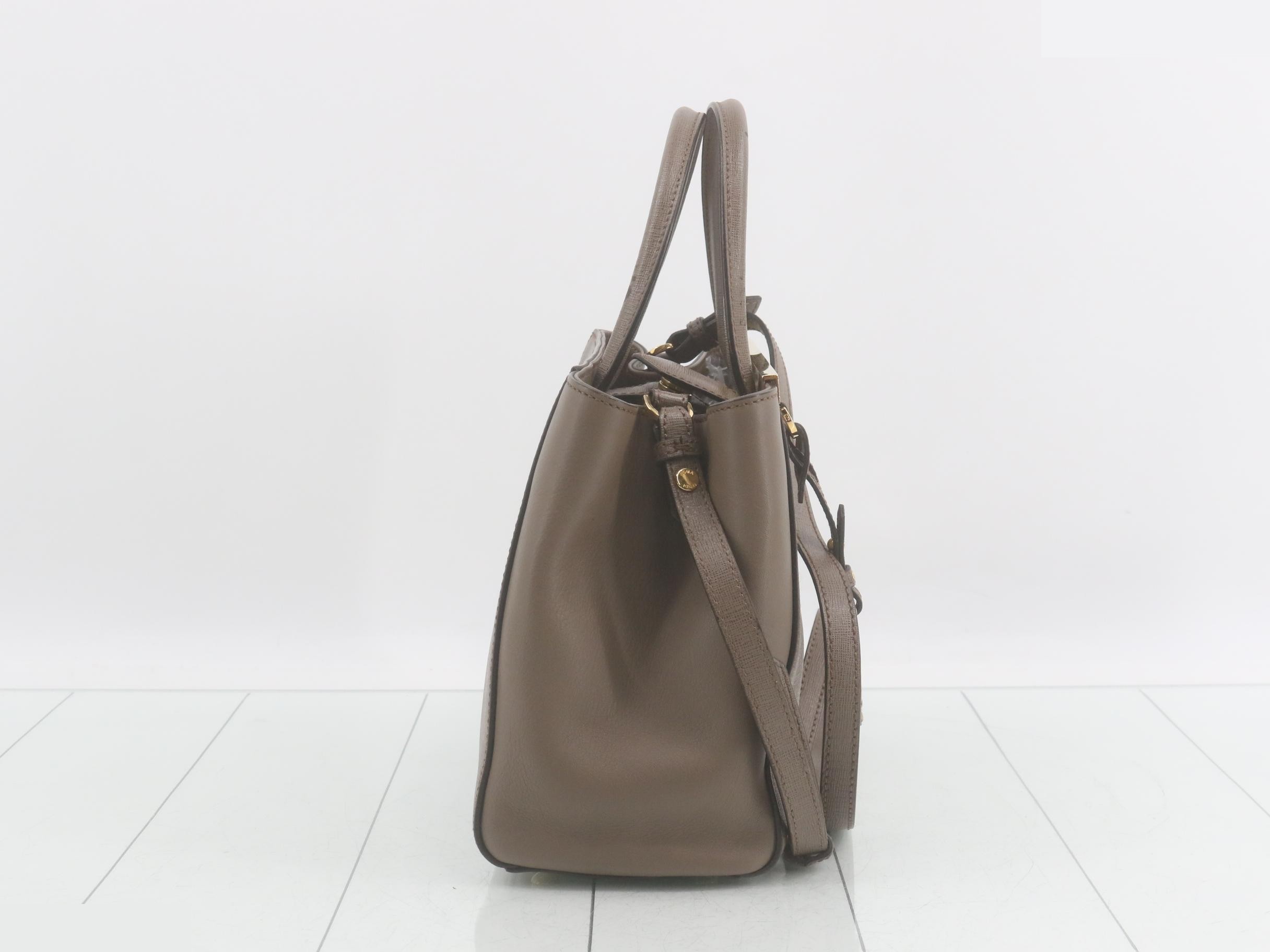 Petite Toujours Beige Leather — view 4