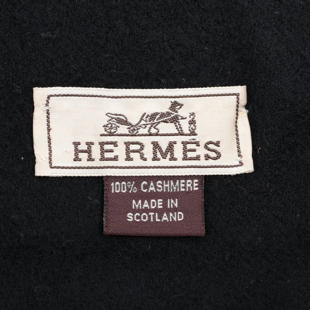 Recto Verso scarf, cashmere, black. Shows signs of wear, — view 3