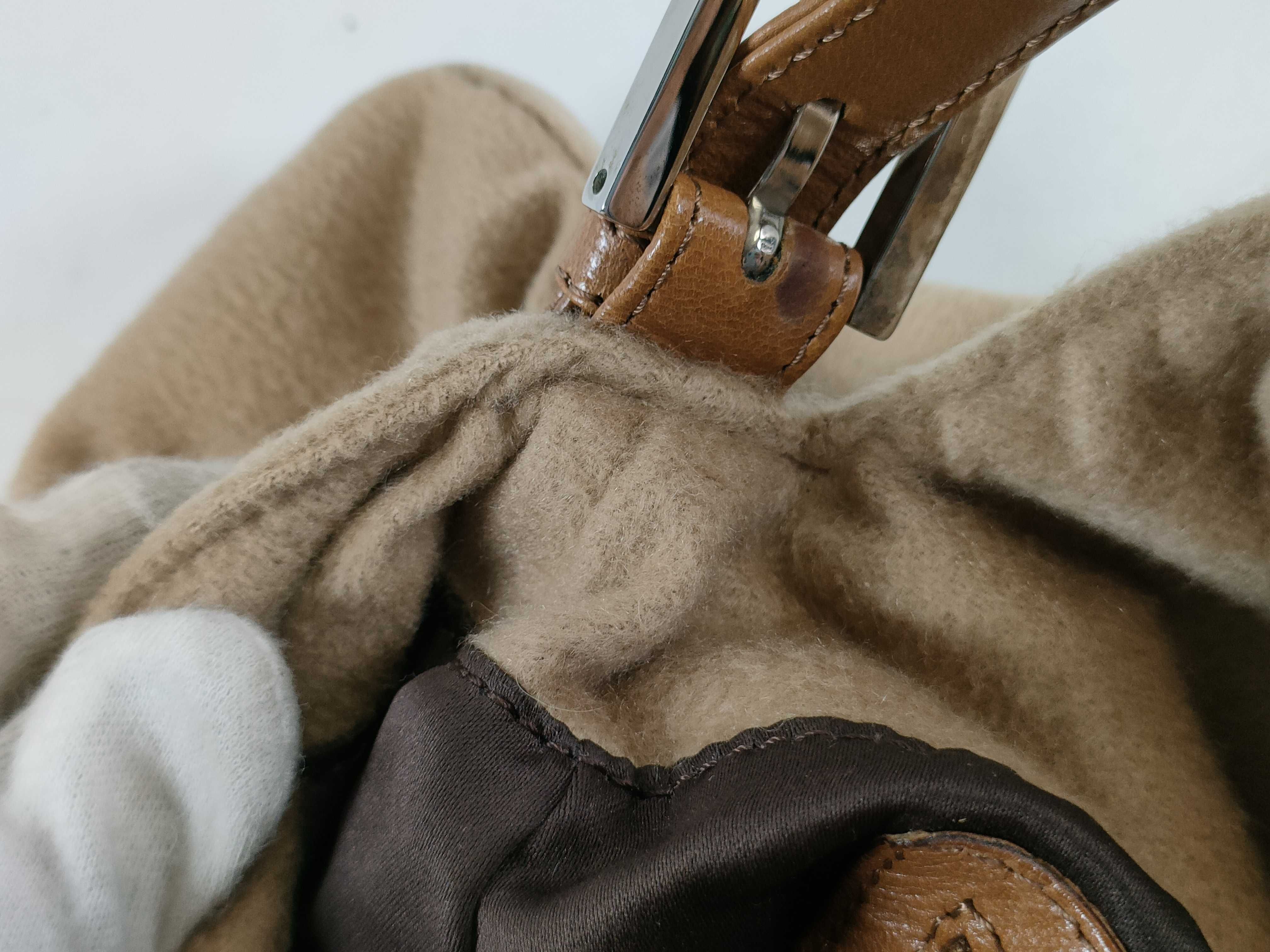 Mamma Bucket Felt Shoulder Bag (Beige) — view 14