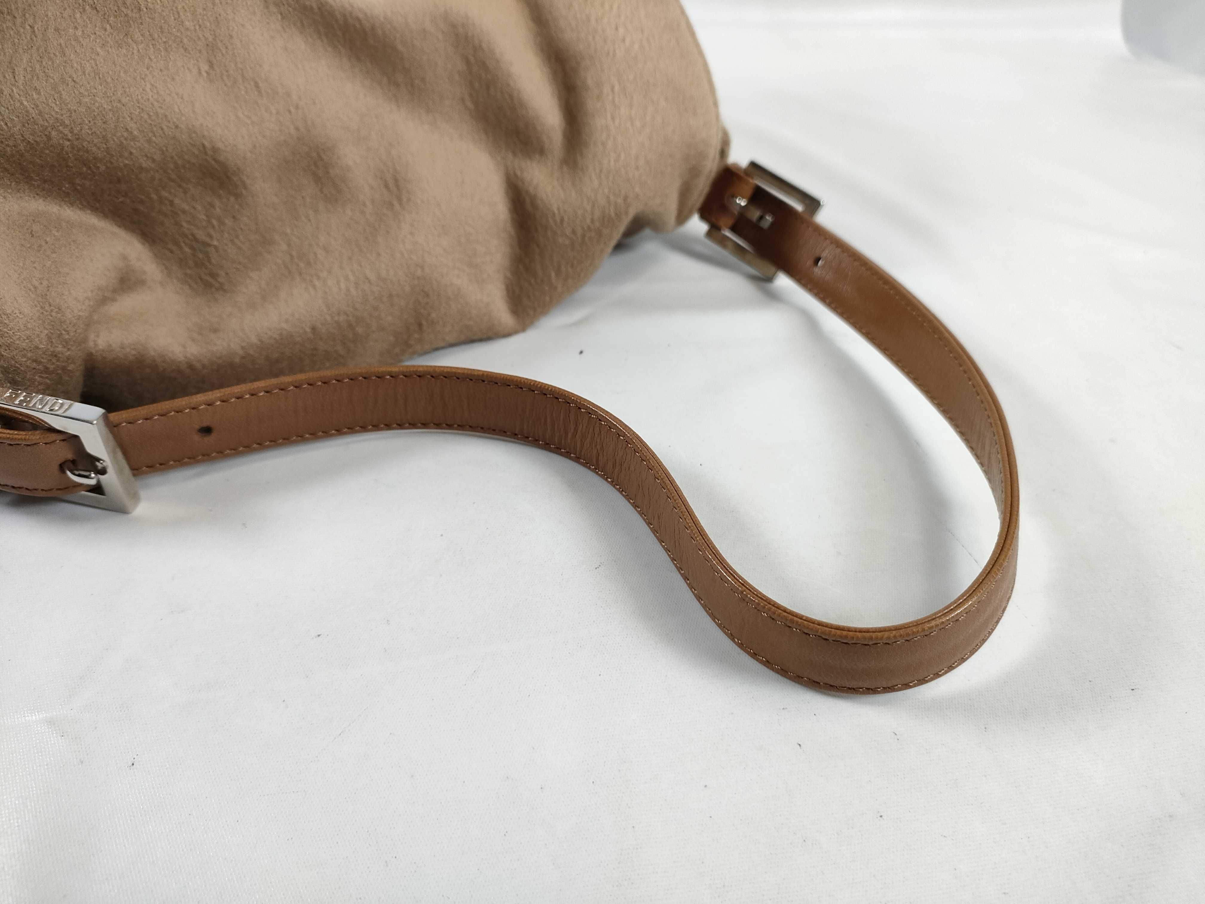 Mamma Bucket Felt Shoulder Bag (Beige) — view 3