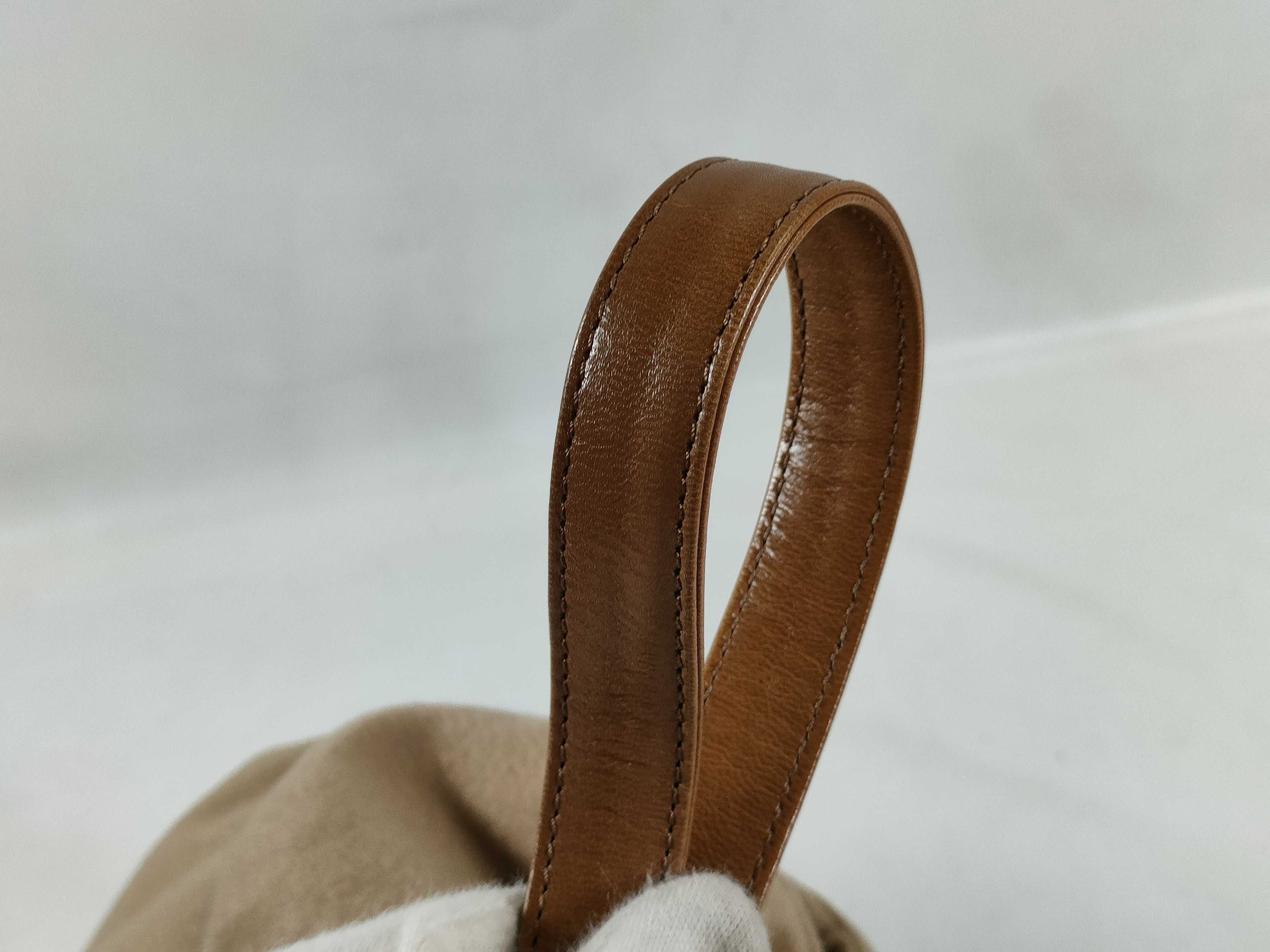 Mamma Bucket Felt Shoulder Bag (Beige) — view 4