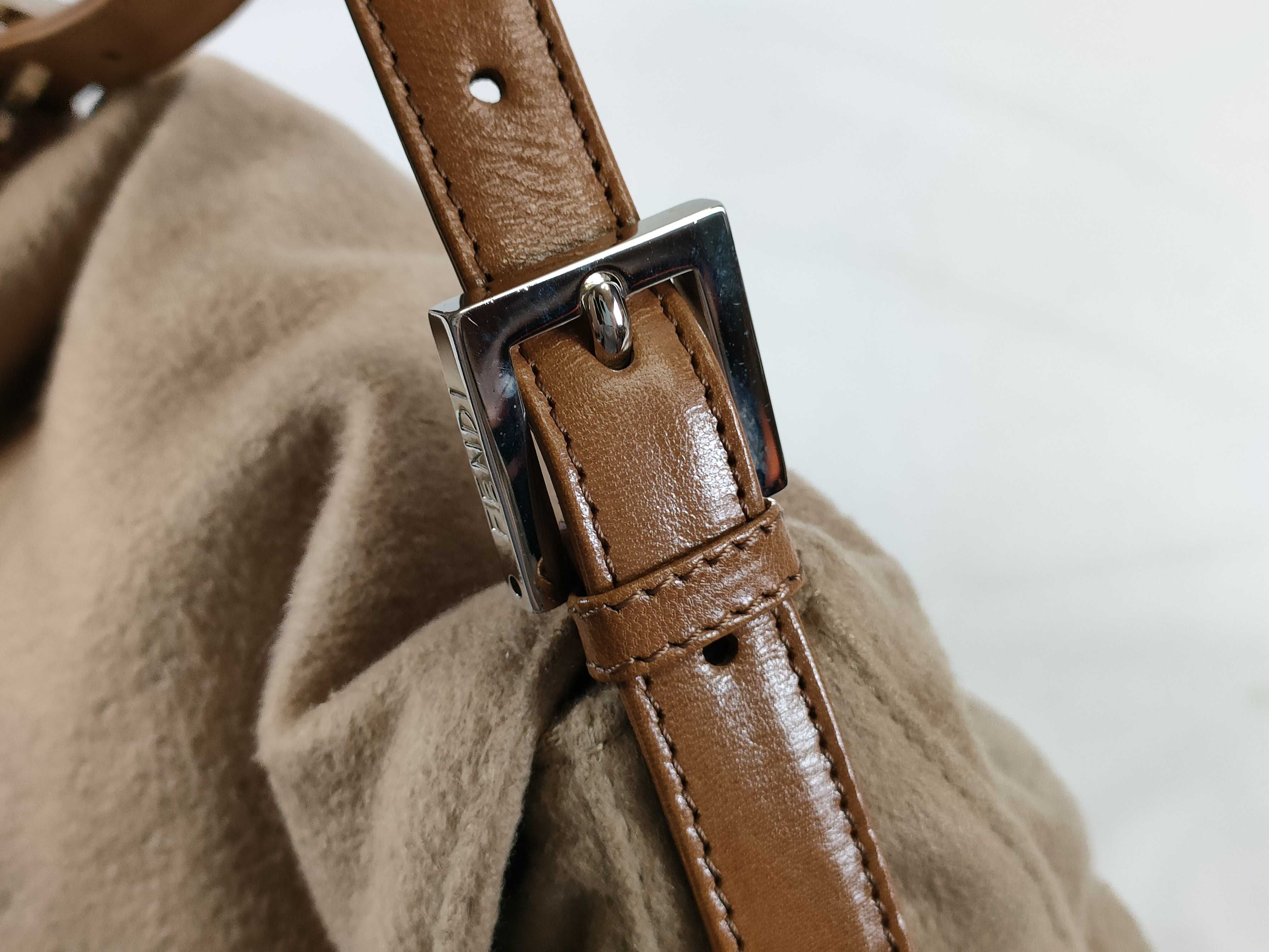 Mamma Bucket Felt Shoulder Bag (Beige) — view 5