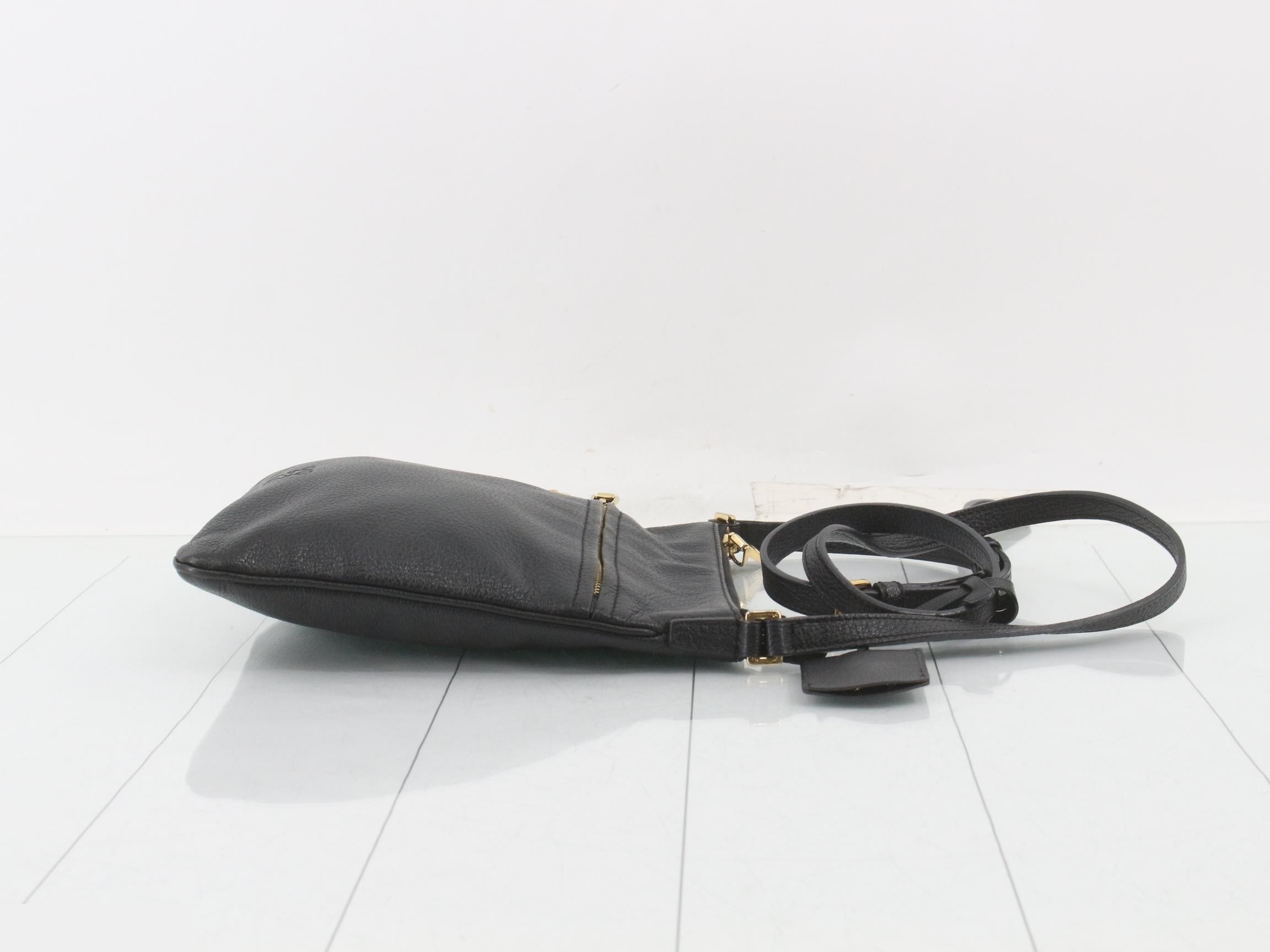 Anagram Shoulder Bag, Cadena Key, Clochette — view 3