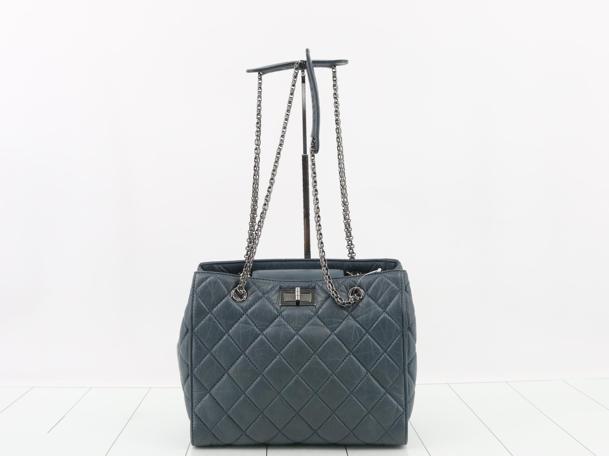 Chain tote bag, Matelassé