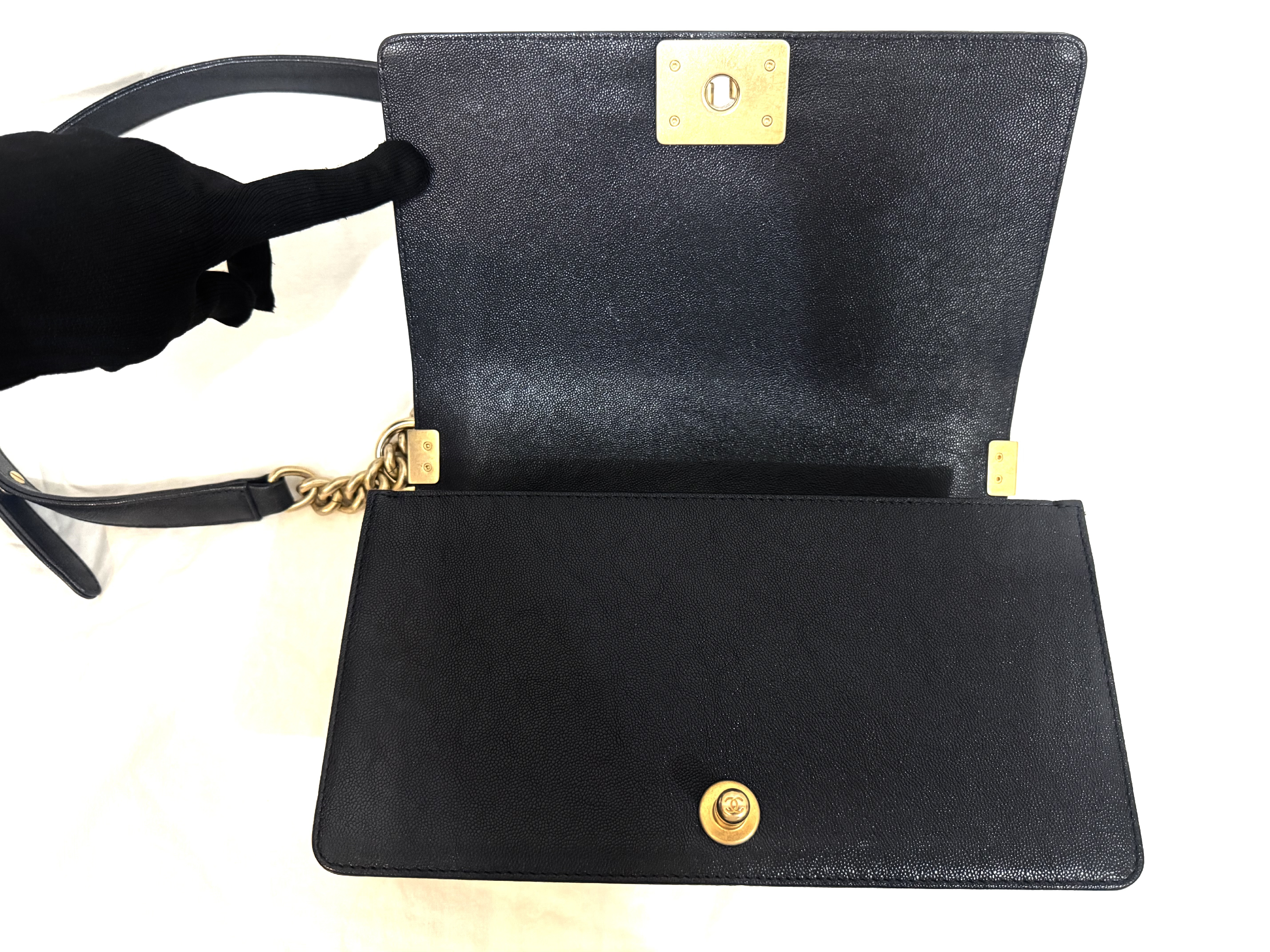 Caviar Skin Boy Chanel 25 Medium Dark Navy Vintage Gold Hardware Chain Shoulder Bag — view 13