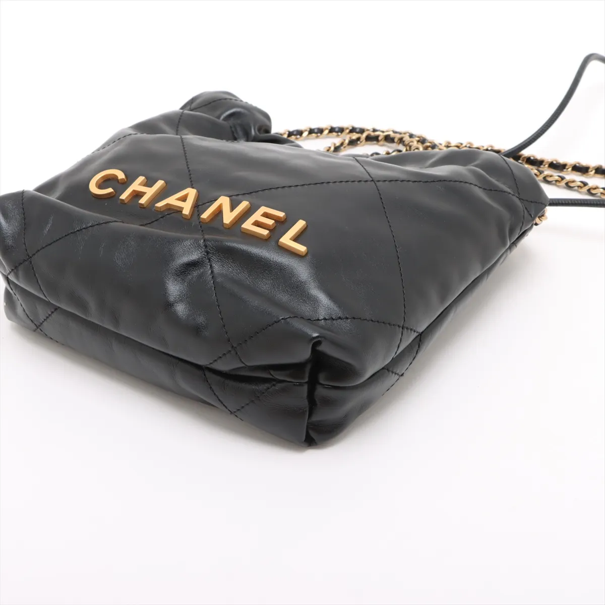 22 Mini Shiny Calfskin Chain Shoulder Bag Black Gold Hardware A7L79JE4 Random Plate AS3980 — view 3