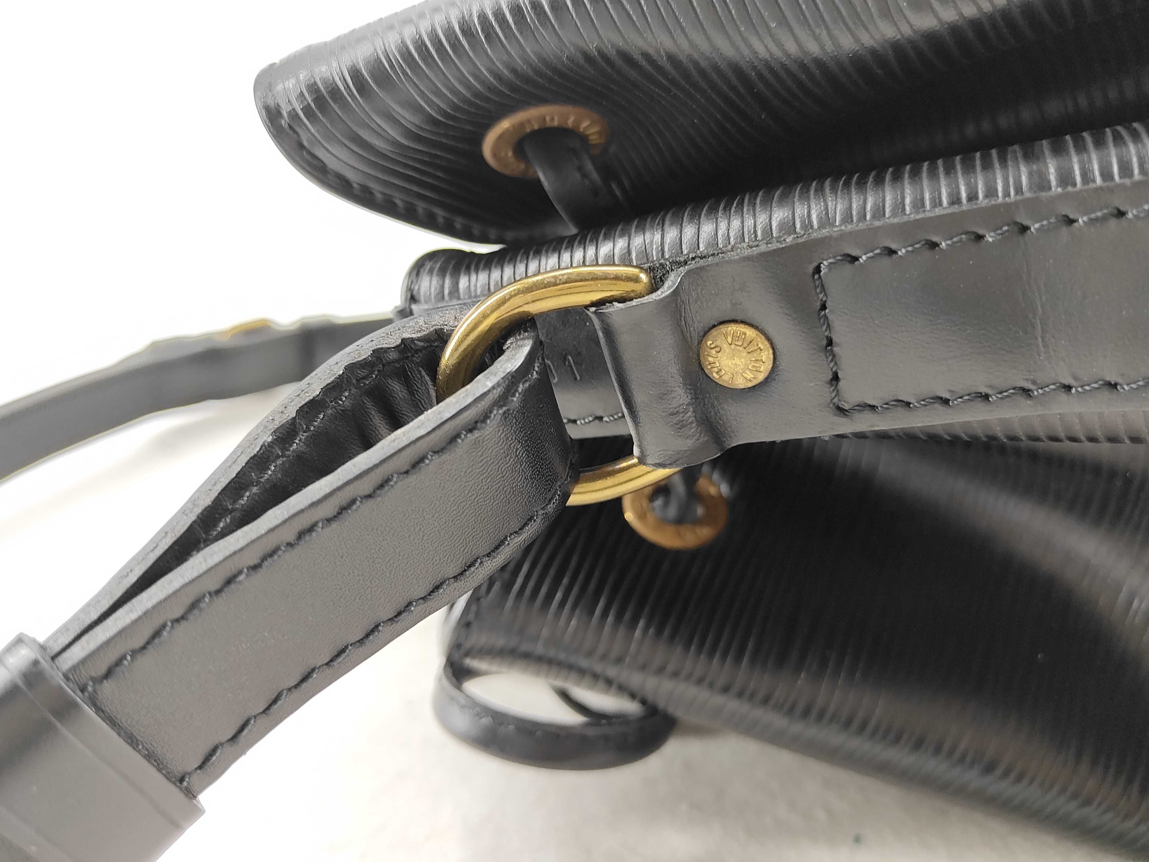 Epi Louis Vuitton Epi Petit Noe Shoulder Bag — view 7