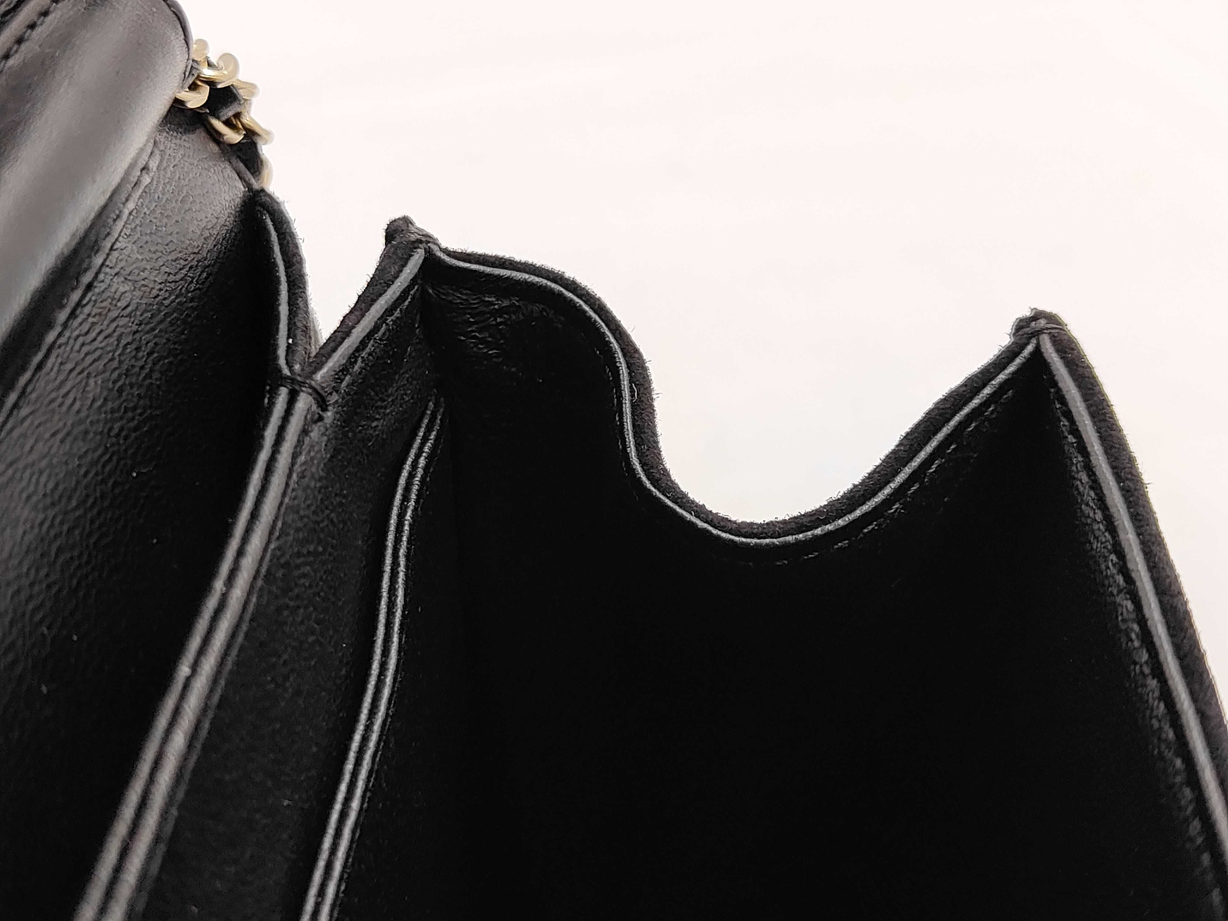 Matelassé Shoulder Bag, with Boutique Seal, Serial Number in the 19s — view 9
