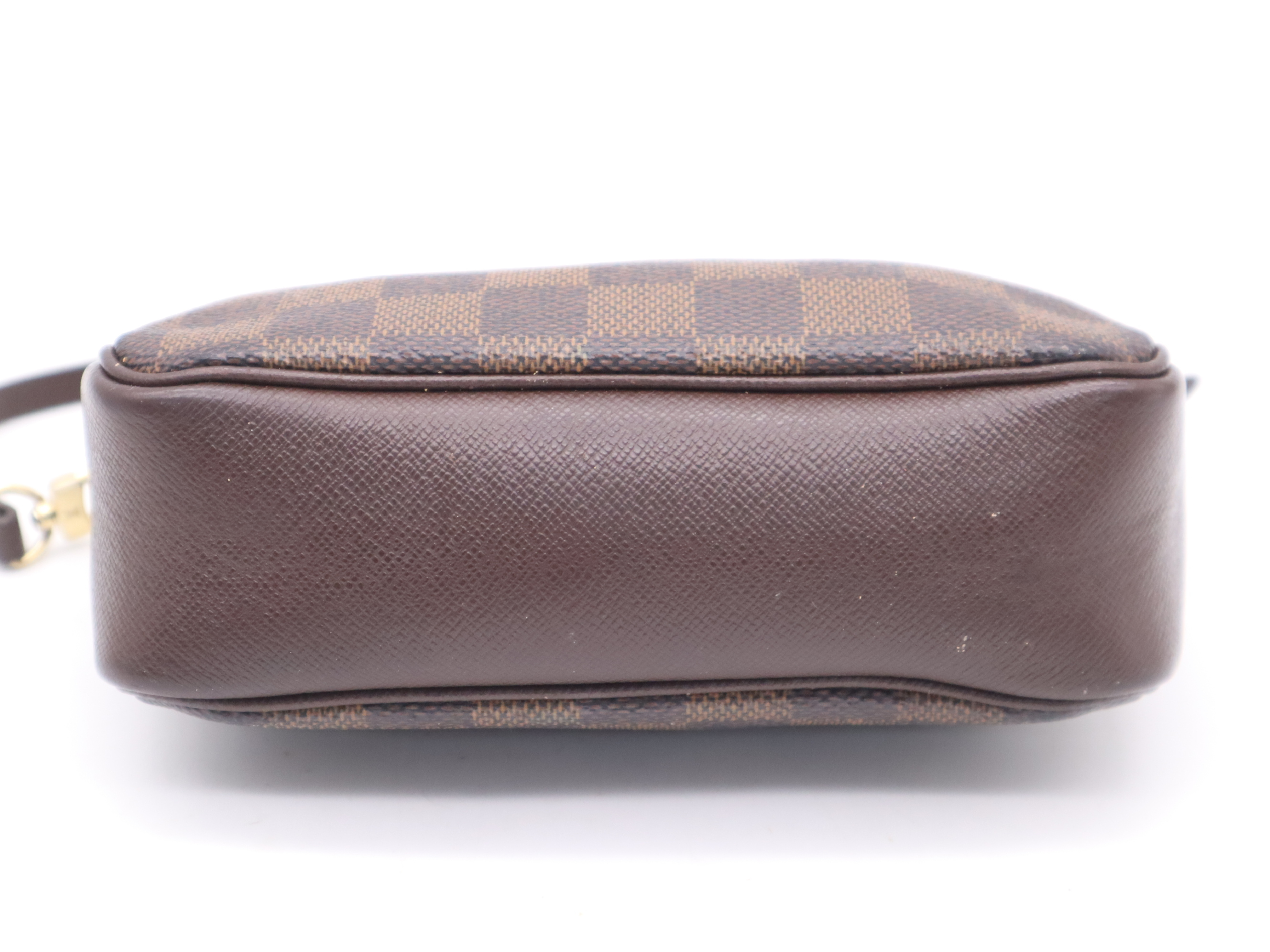 N51982 Damier Trouse Makeup Handbag — view 4