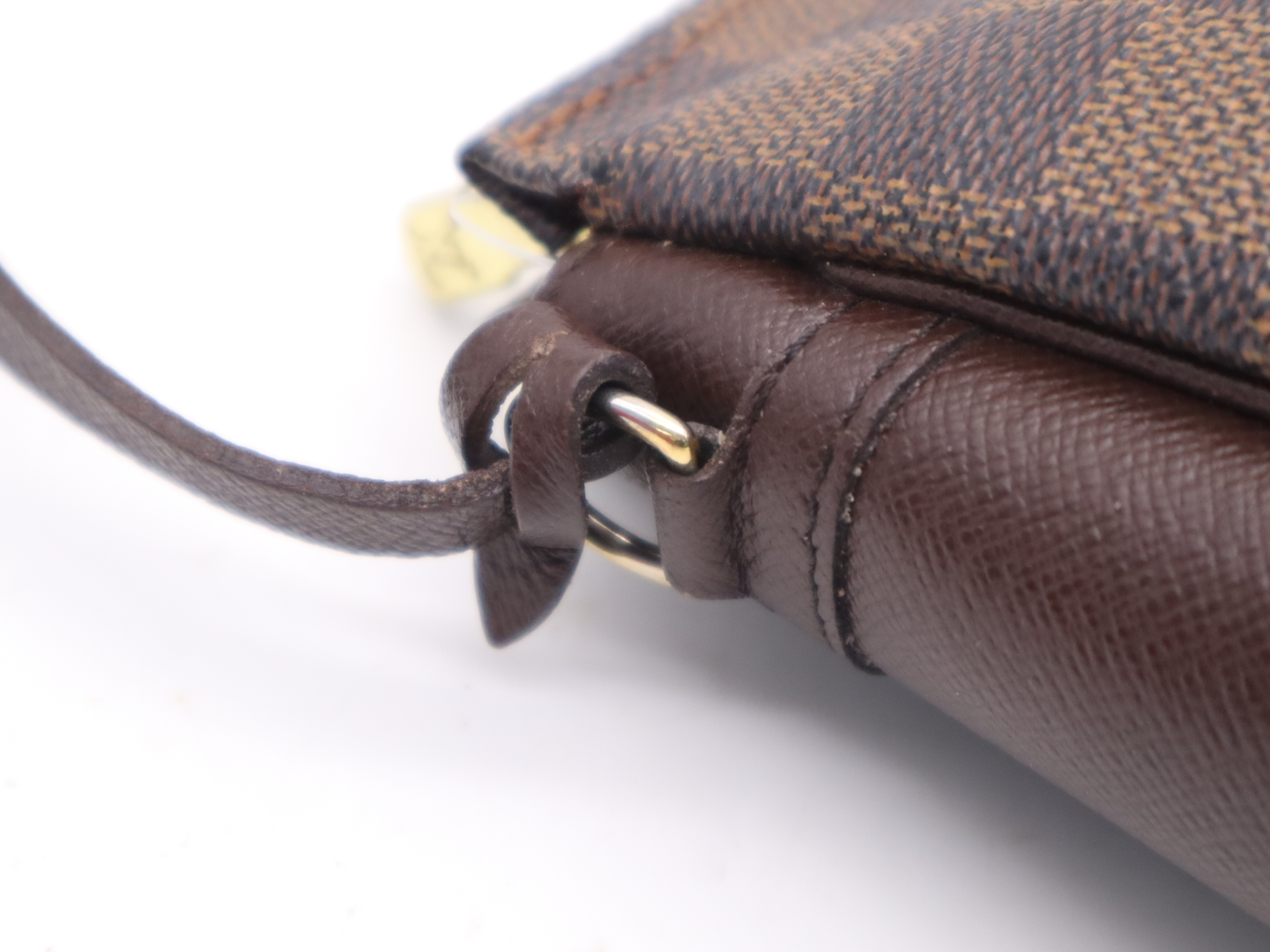 N51982 Damier Trouse Makeup Handbag — view 7