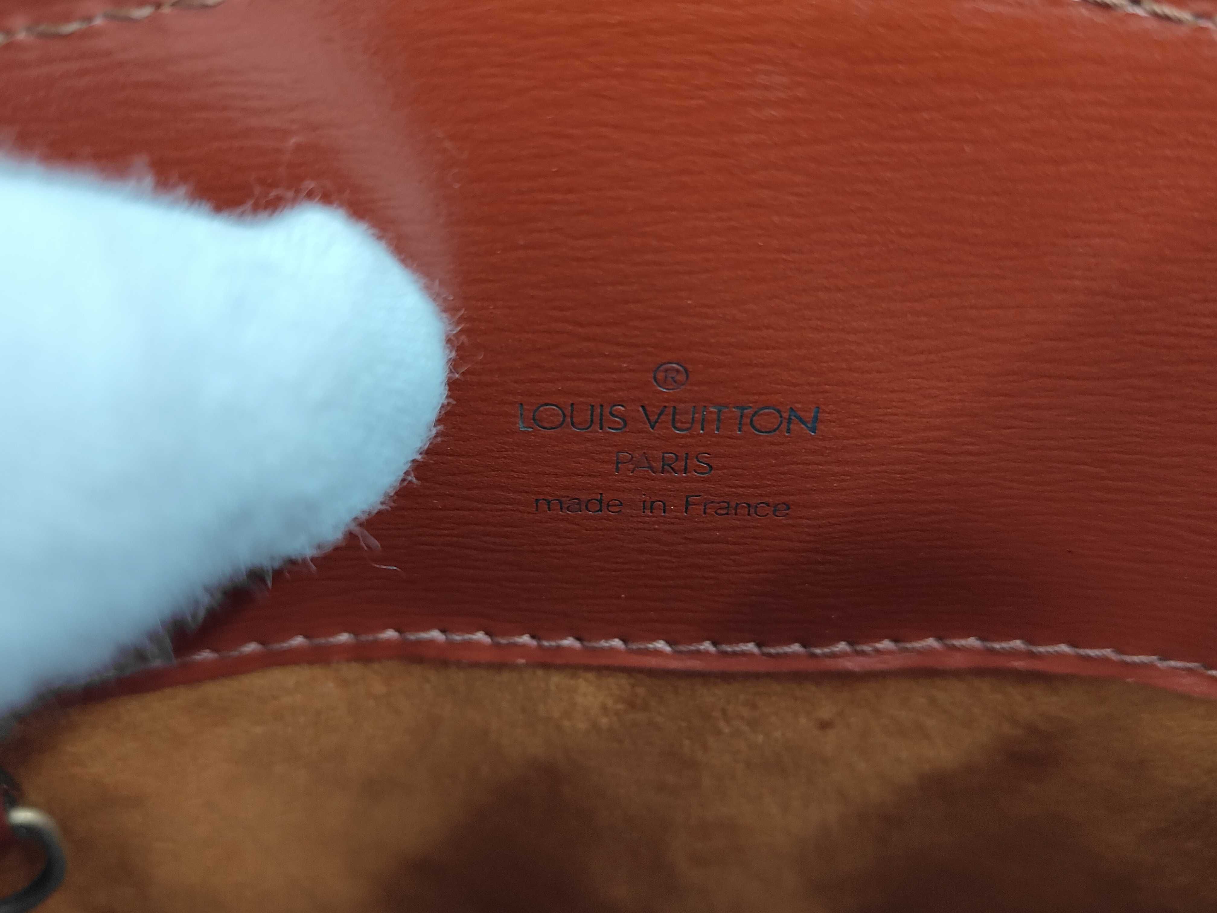 Epi Cluny Red Shoulder Bag — view 8