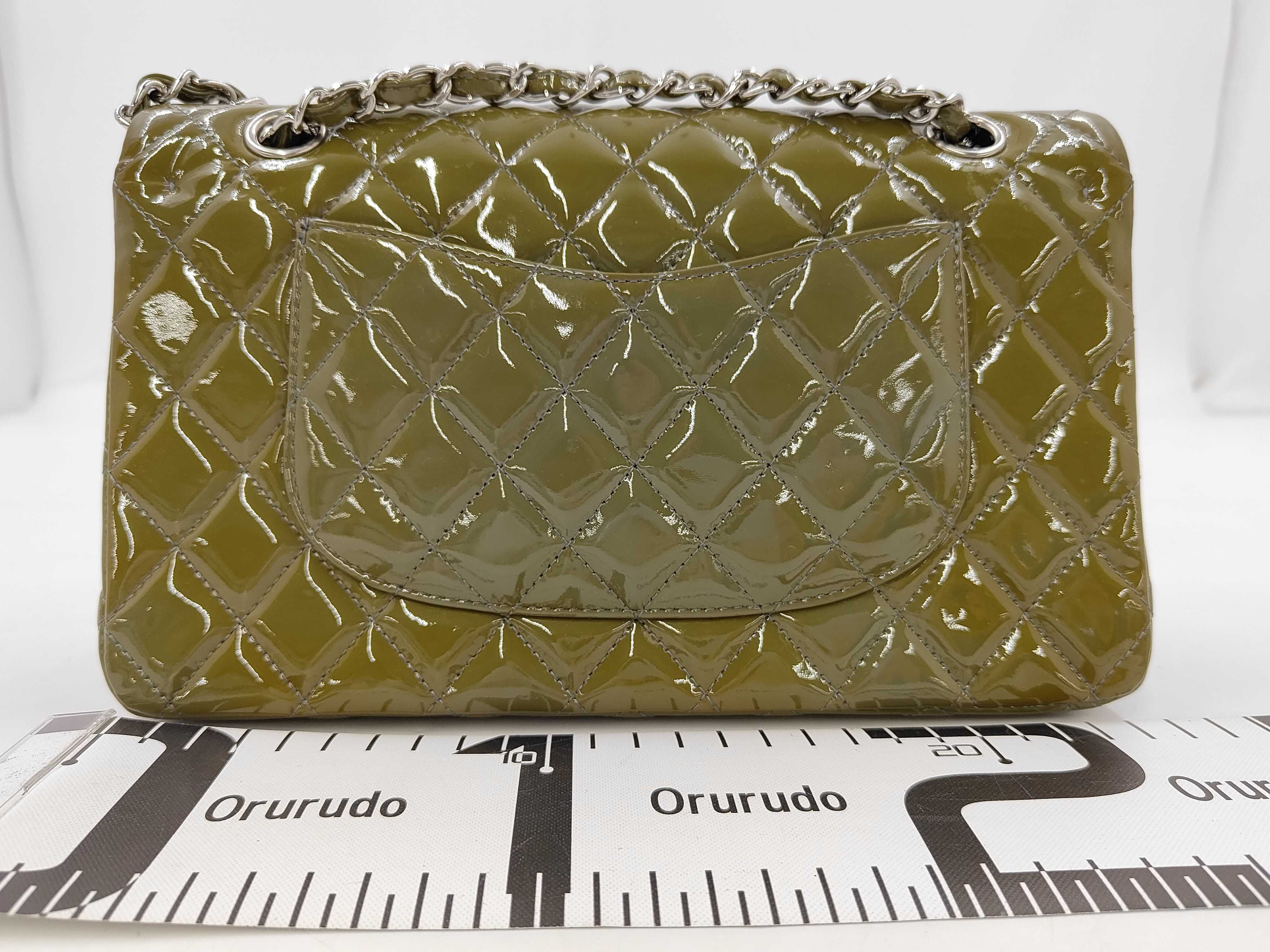 Matelassé 25 Patent Leather Shoulder Bag 13994418 (Includes dust bag and guarantee) — view 2