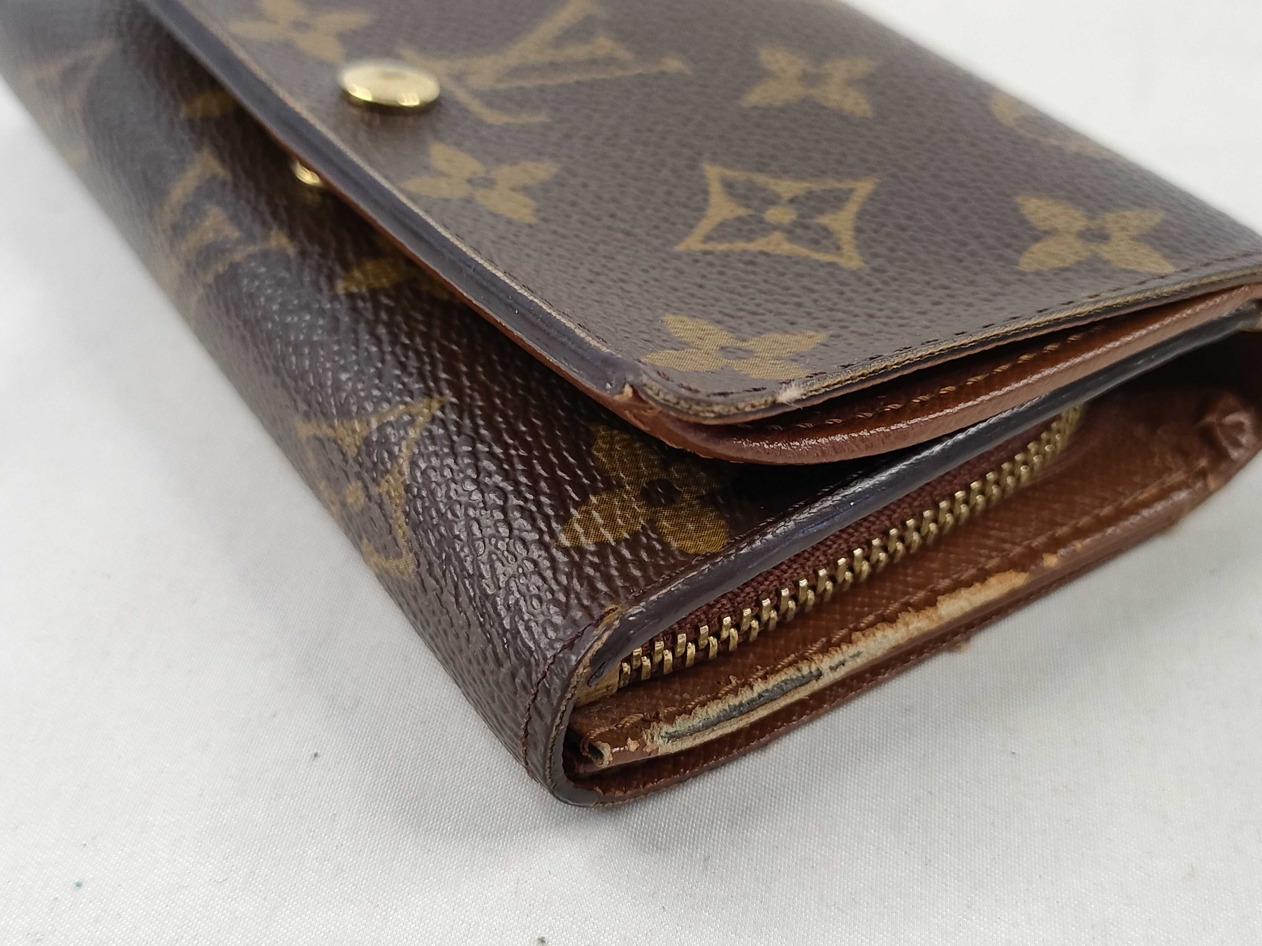 Monogram Louis Vuitton Wallet — view 3