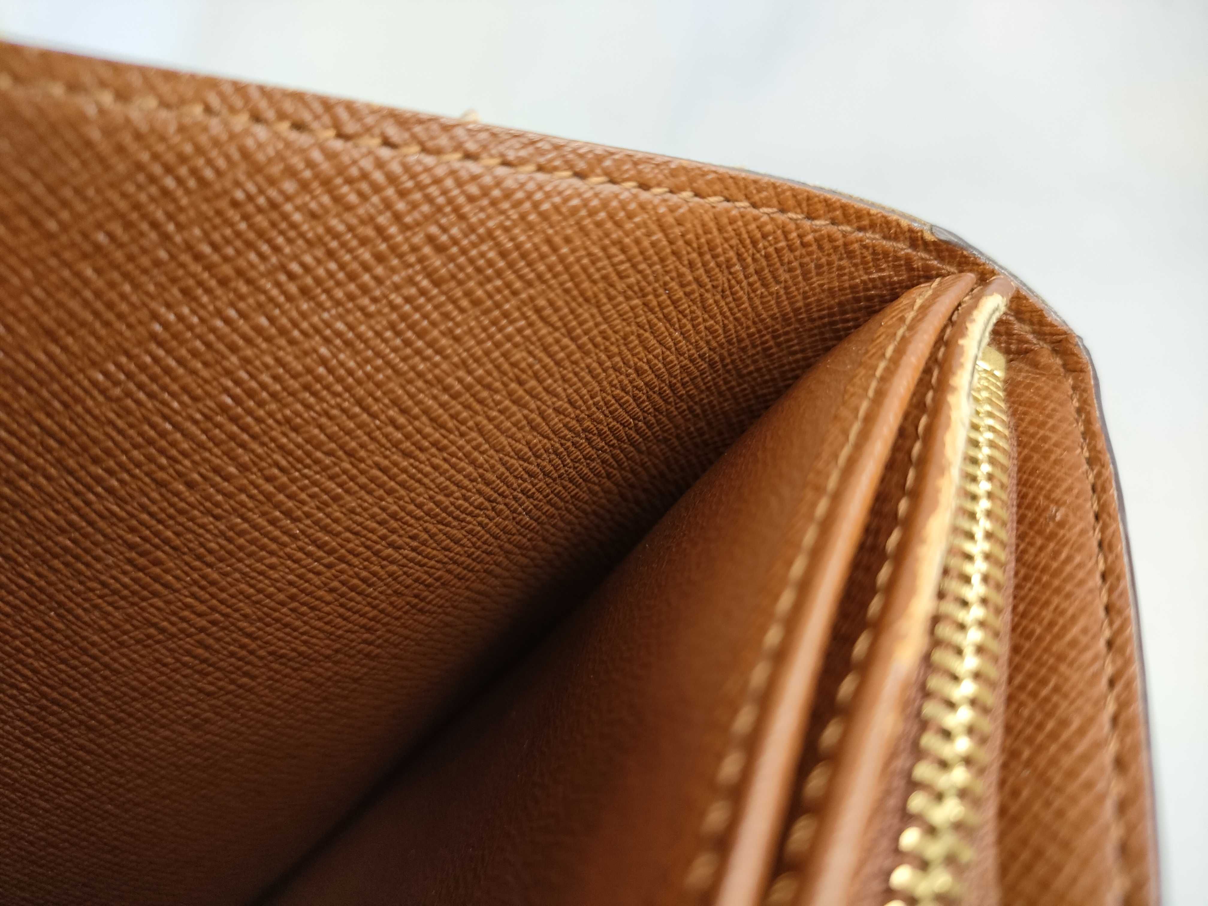 Monogram Louis Vuitton Wallet — view 9