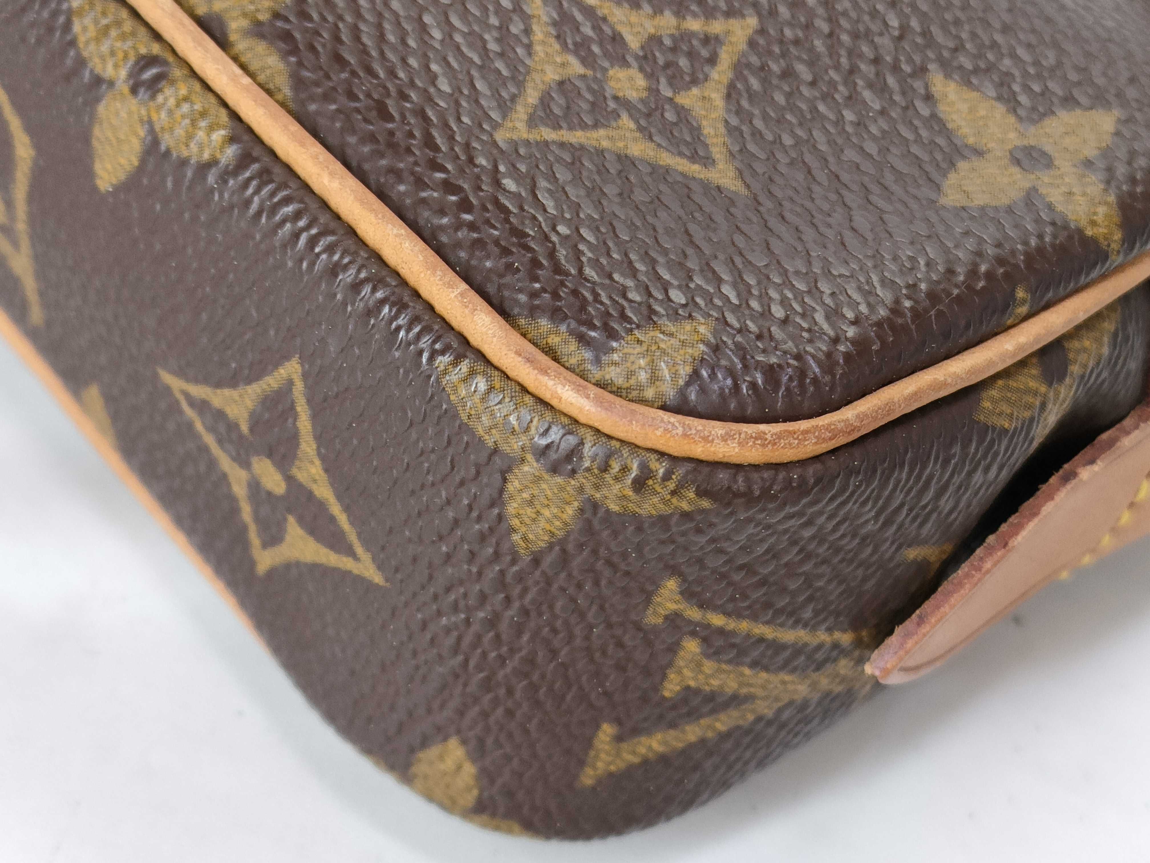 Monogram Vuitton Pochette Marly M51828 Shoulder Bag — view 7