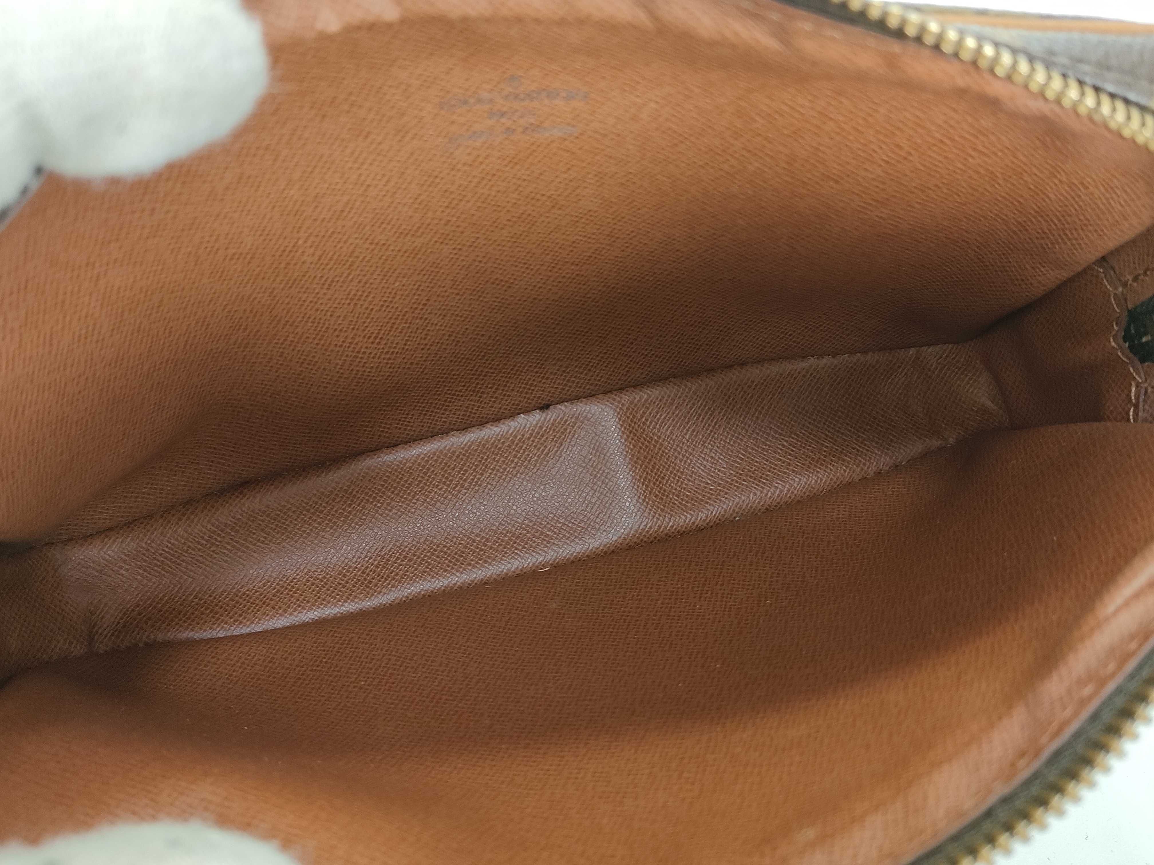 Monogram Vuitton Pochette Marly M51828 Shoulder Bag — view 10