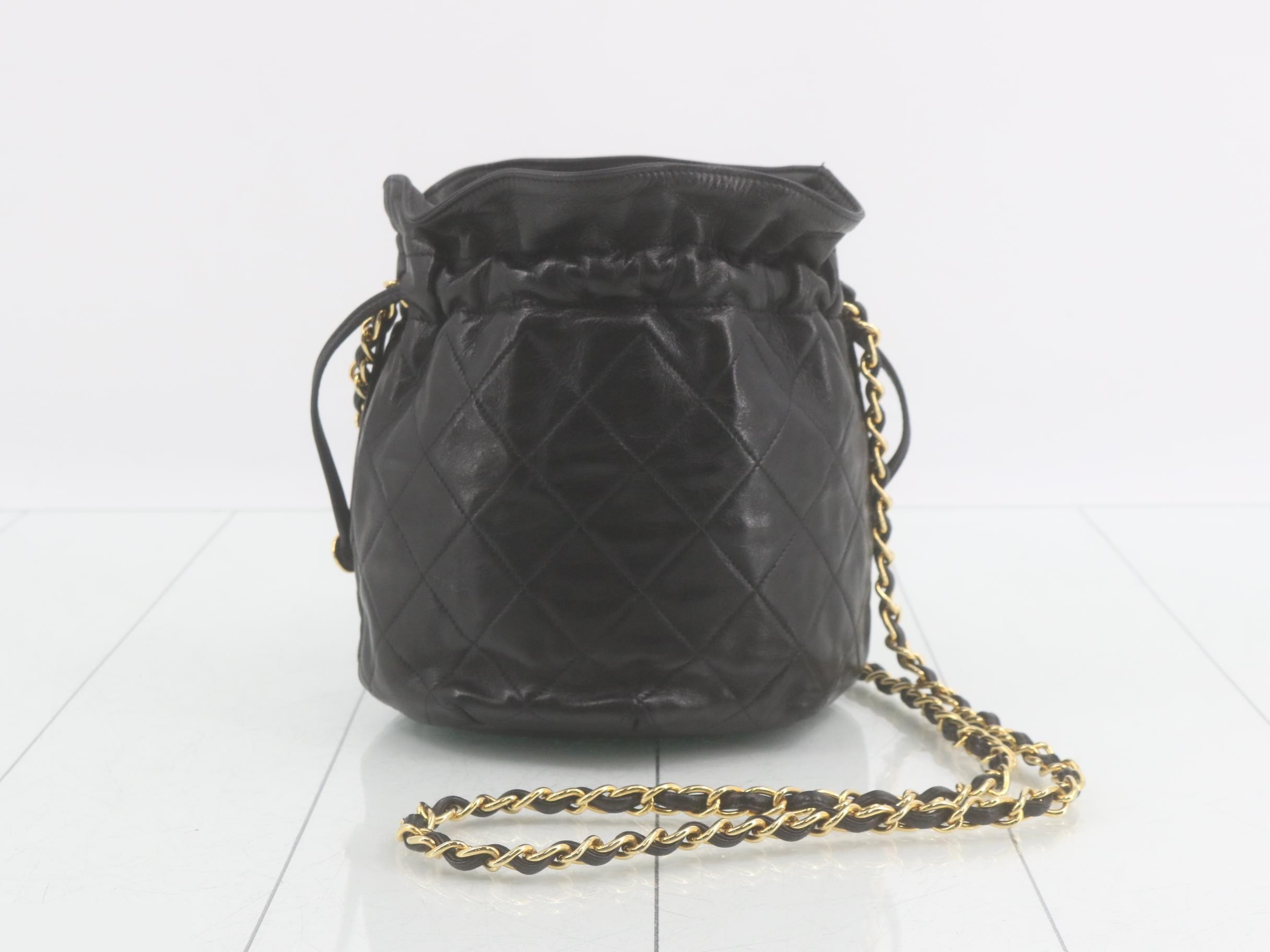 Drawstring Matelassé (Bag) / Chain Shoulder Bag - Black