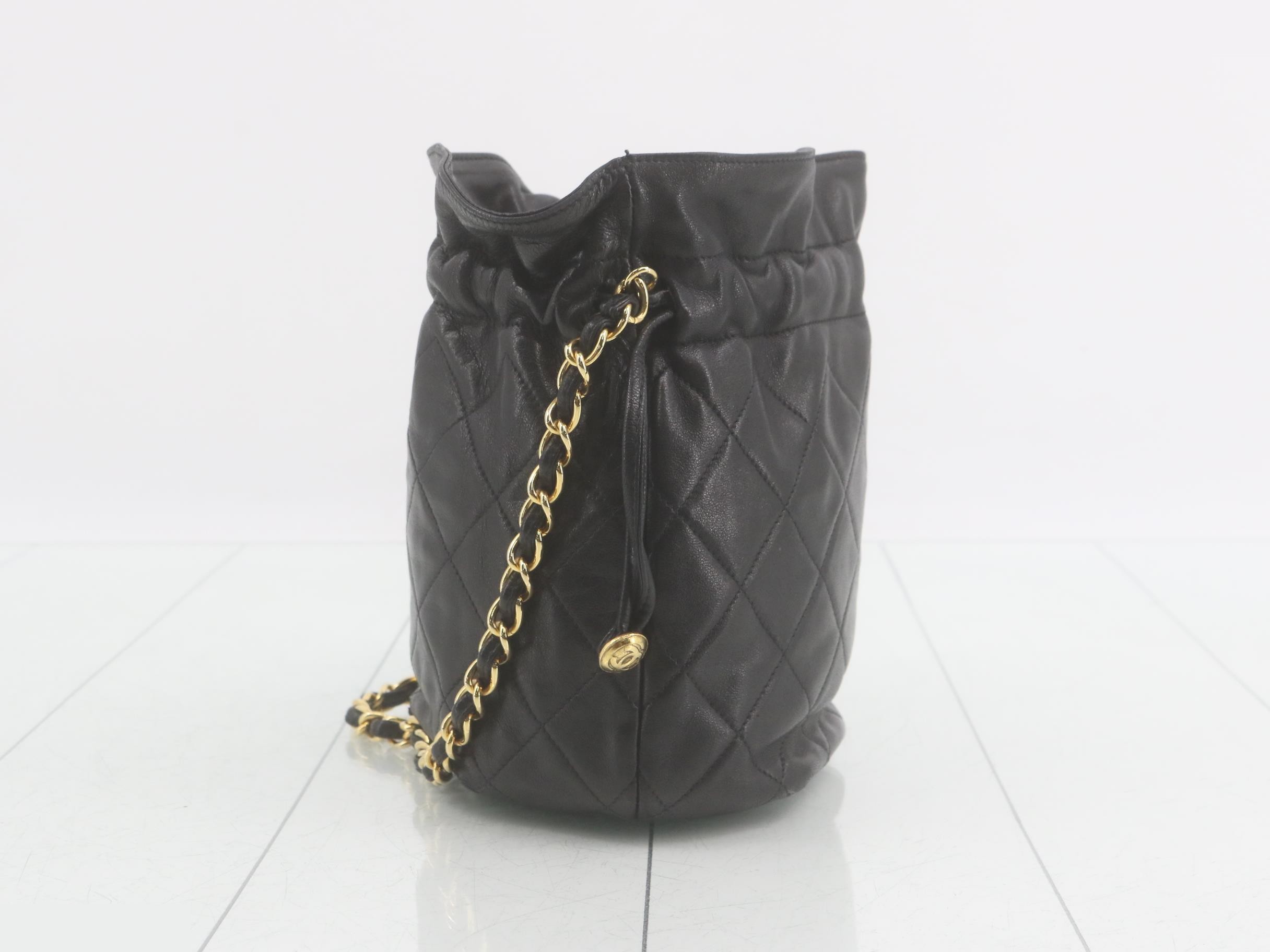 Drawstring Matelassé (Bag) / Chain Shoulder Bag - Black — view 3