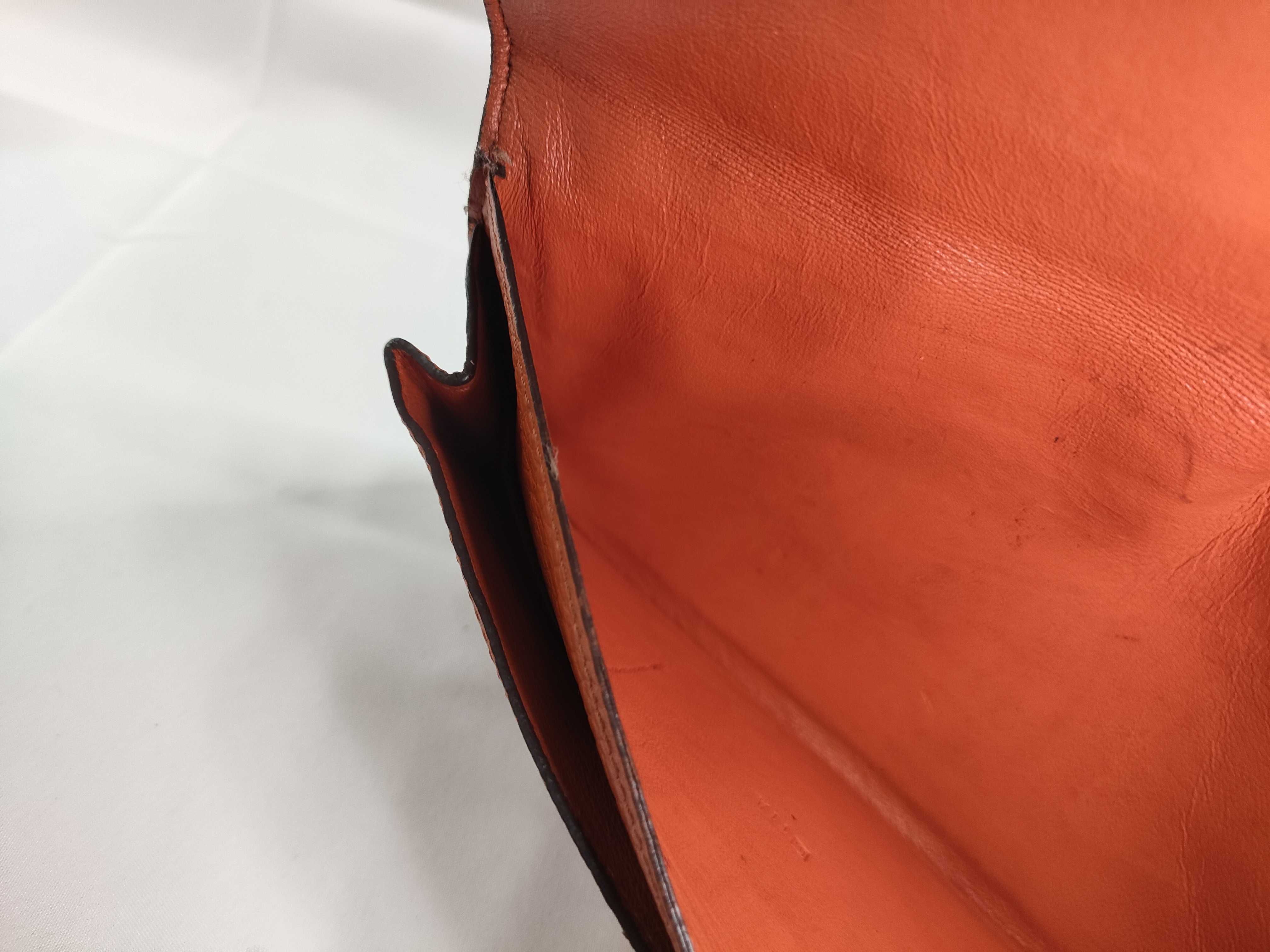 Dogon Leather Bi-fold Long Wallet with Engraving — view 13