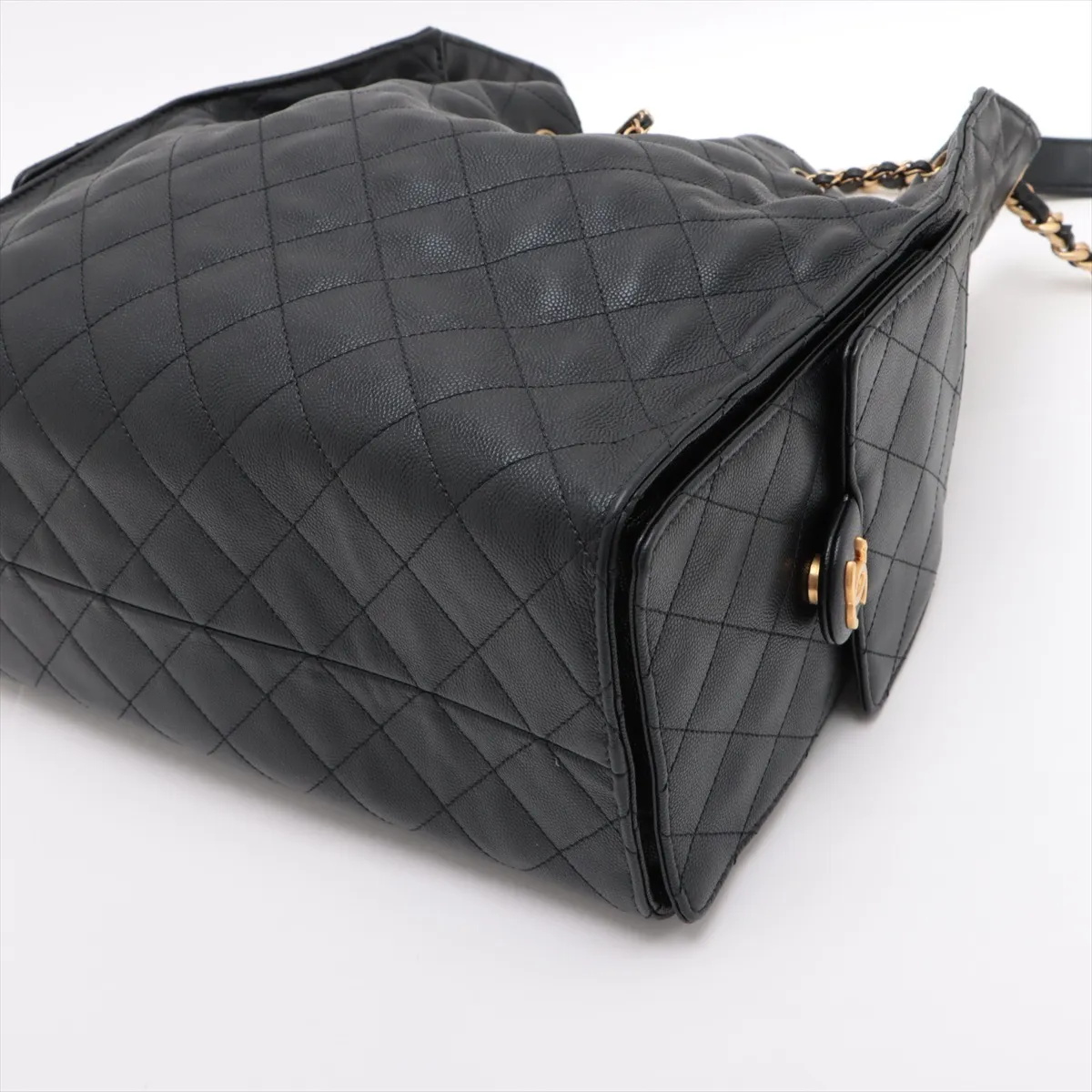 [Individually wrapped] Chanel 25 Medium Caviar Skin Chain Shoulder Bag Black Gold Hardware N9TT7PK6 Random Plate — view 3