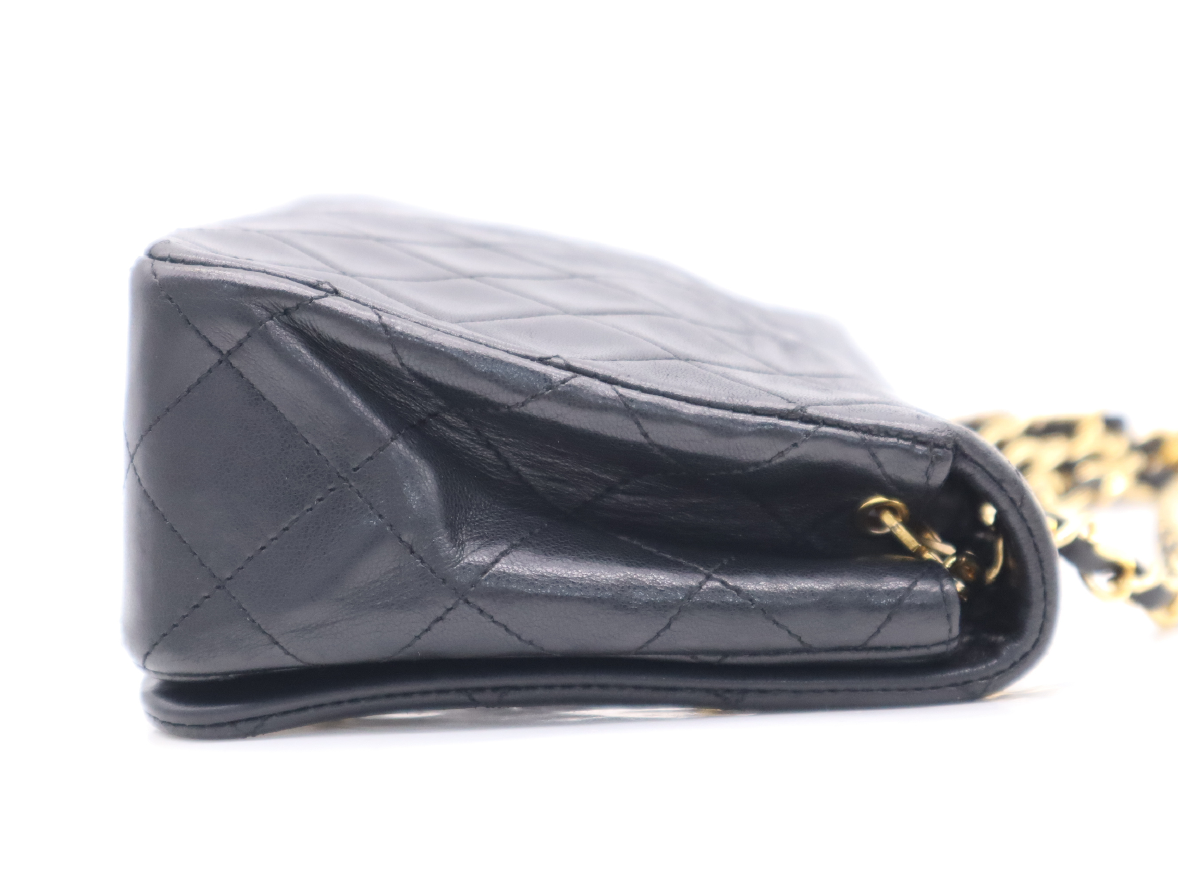 Lambskin Matelassé 25 S Flap S Chain with Seal, Gold Hardware, Black Shoulder Bag — view 5
