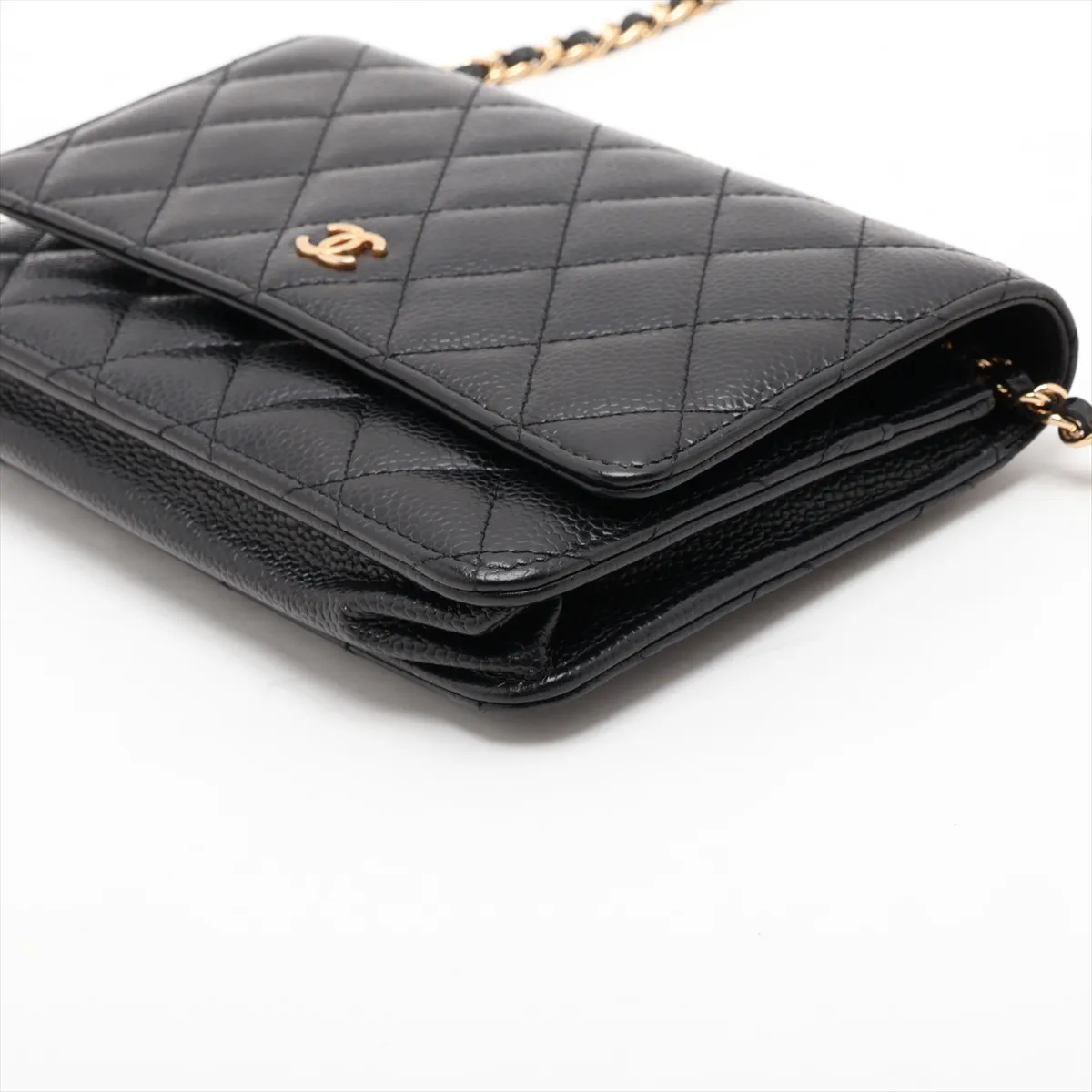 Matelassé Caviar Skin Chain Wallet, Black with Gold Hardware, 29147579, Serial Number 29 — view 3