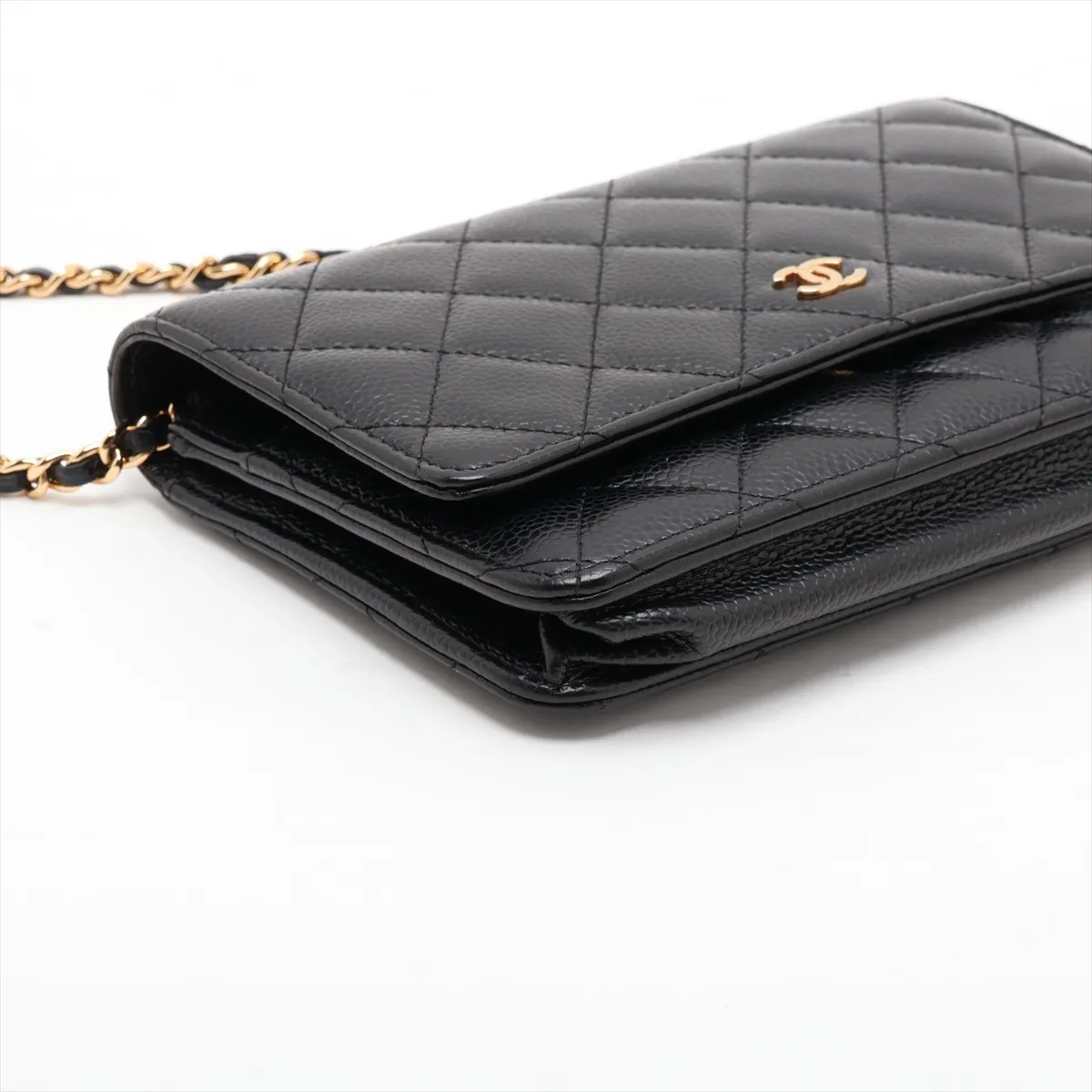Matelassé Caviar Skin Chain Wallet, Black with Gold Hardware, 29147579, Serial Number 29 — view 4