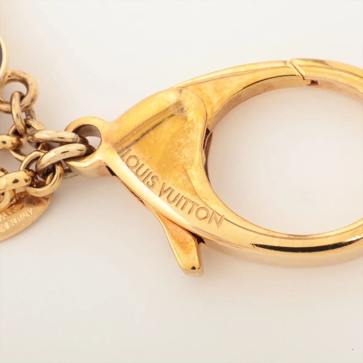 M67119 Fleur de Monogram FJ0118 Charm GP Gold - — view 3