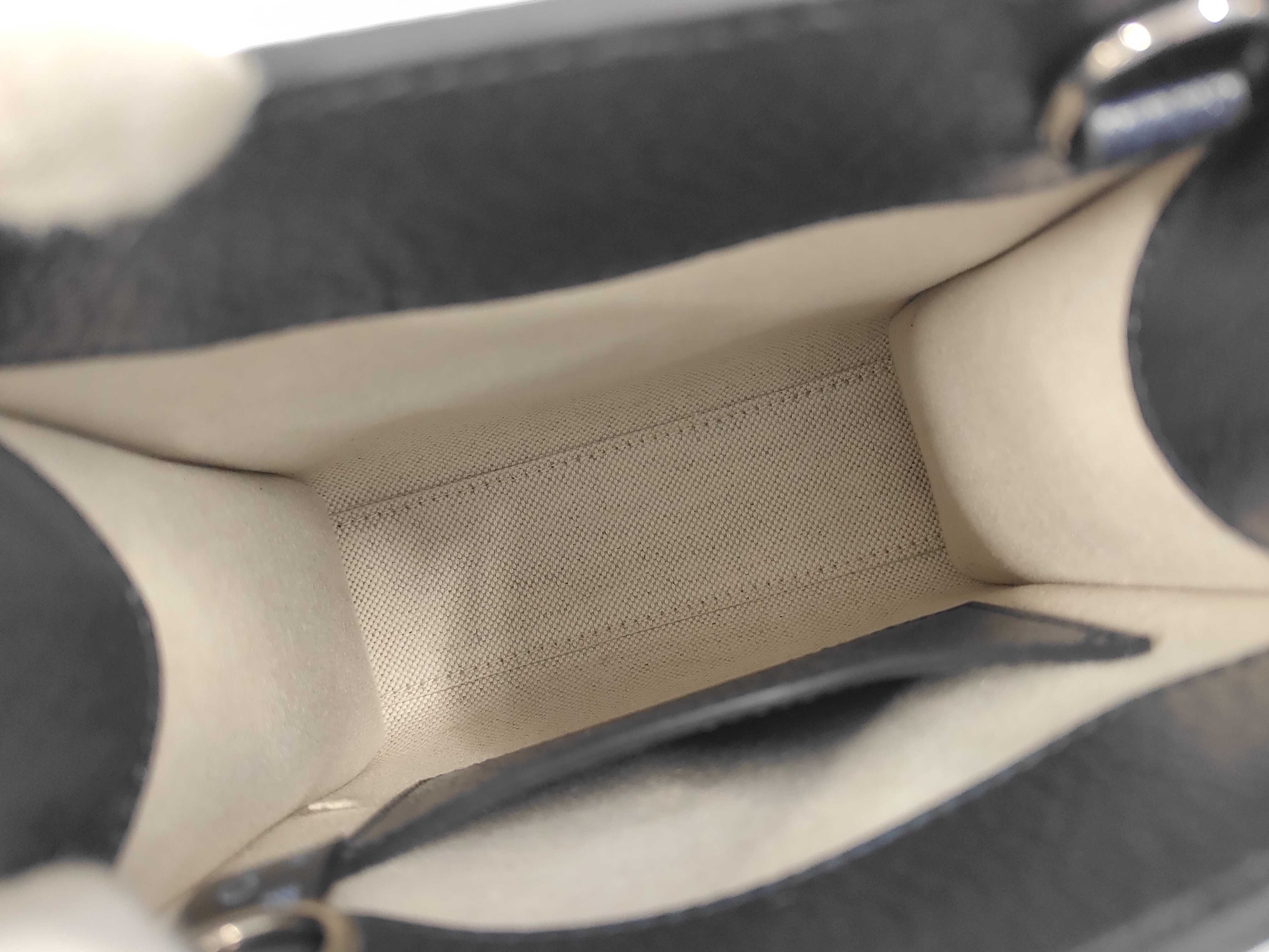 GG Supreme Mini Tote Bag Handbag — view 6