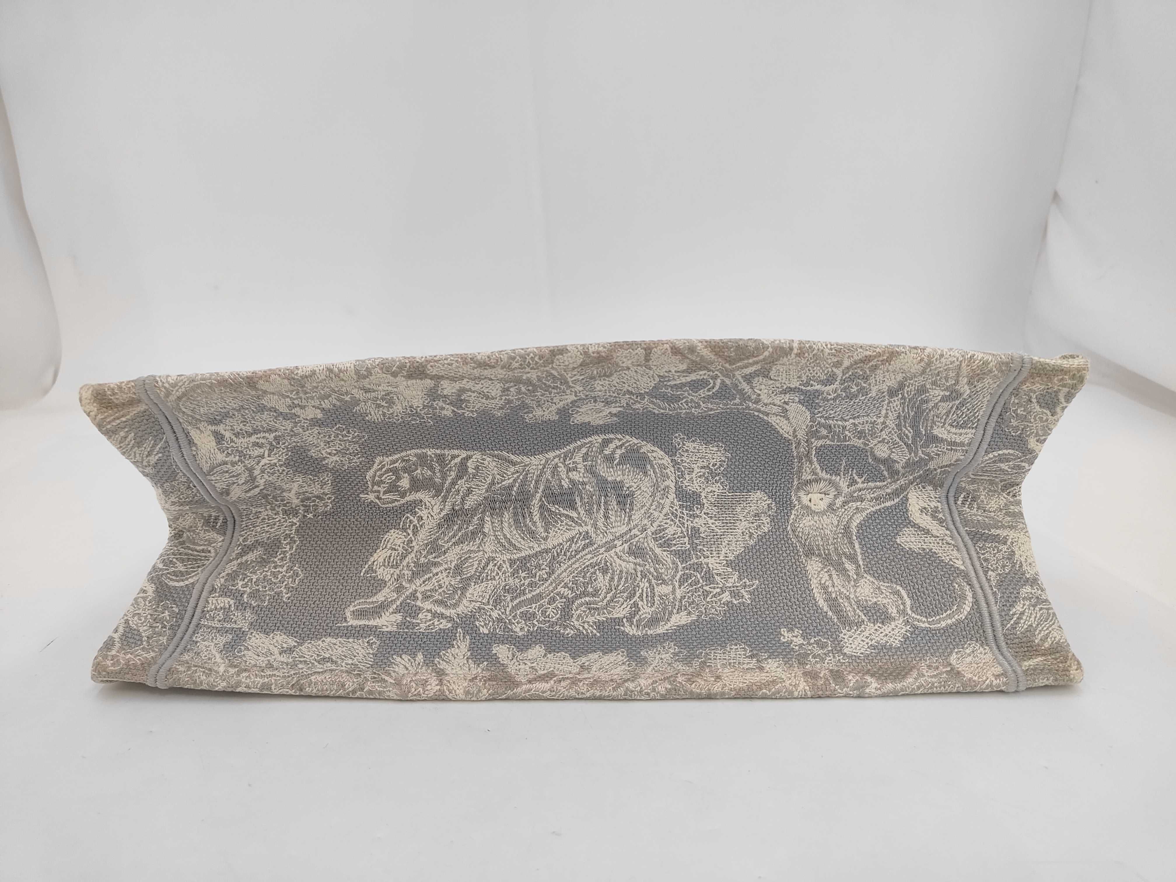 Medium Toile de Jouy Tote Bag — view 11
