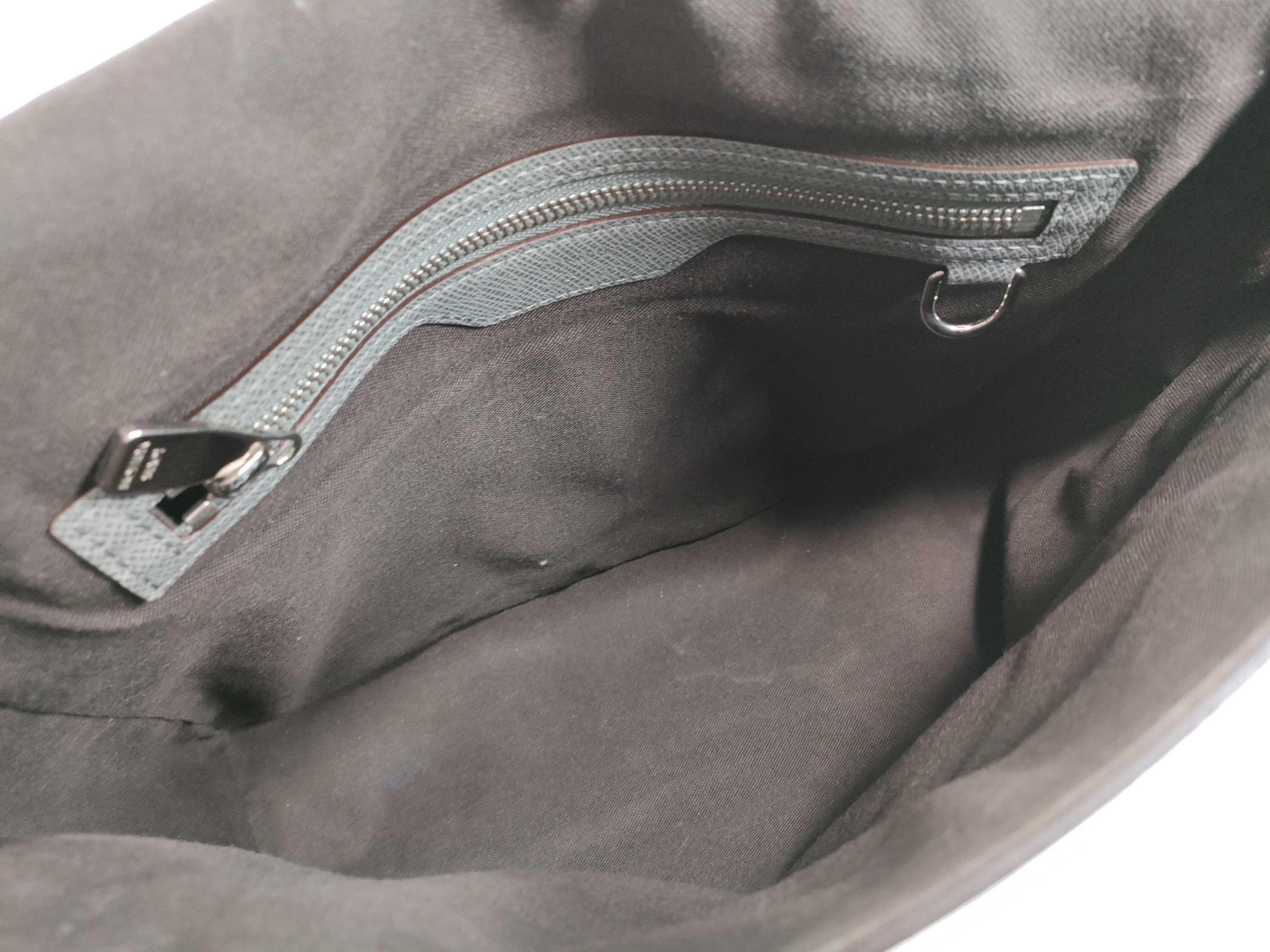 Taiga Roman MM Leather Shoulder Bag (Serial Number) — view 10