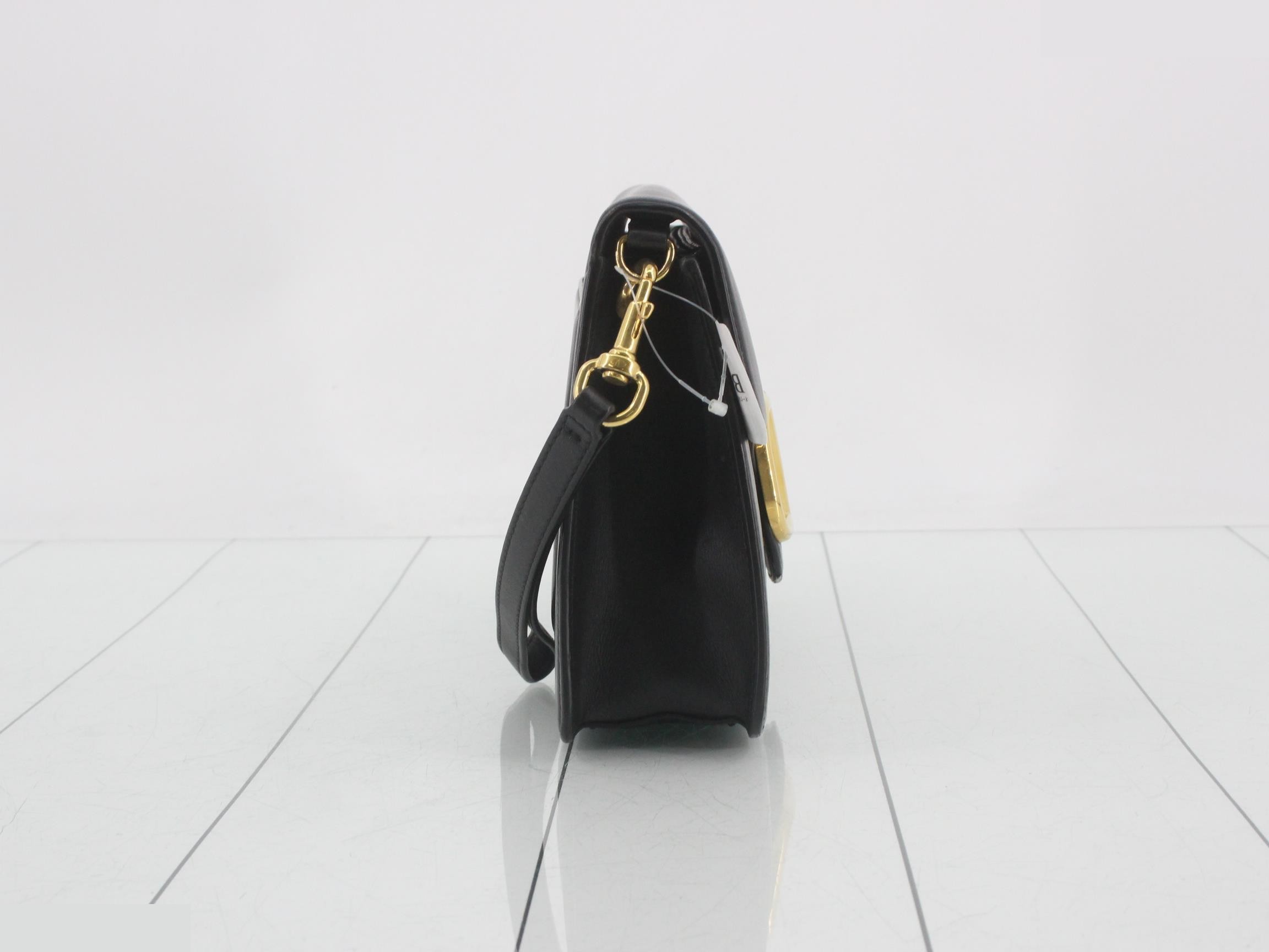 clutch bag — view 4