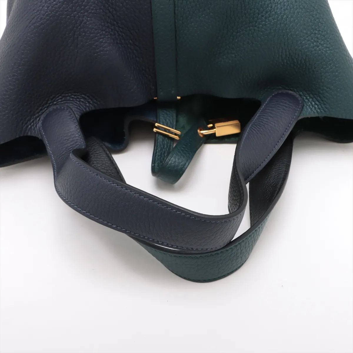 Picotan Lock 22 MM Cazac 2 Taurillon Clemence Vert Bosfort x Black x Deep Blue Gold hardware Y:2020 Cadena cannot be unlocked without key — view 5