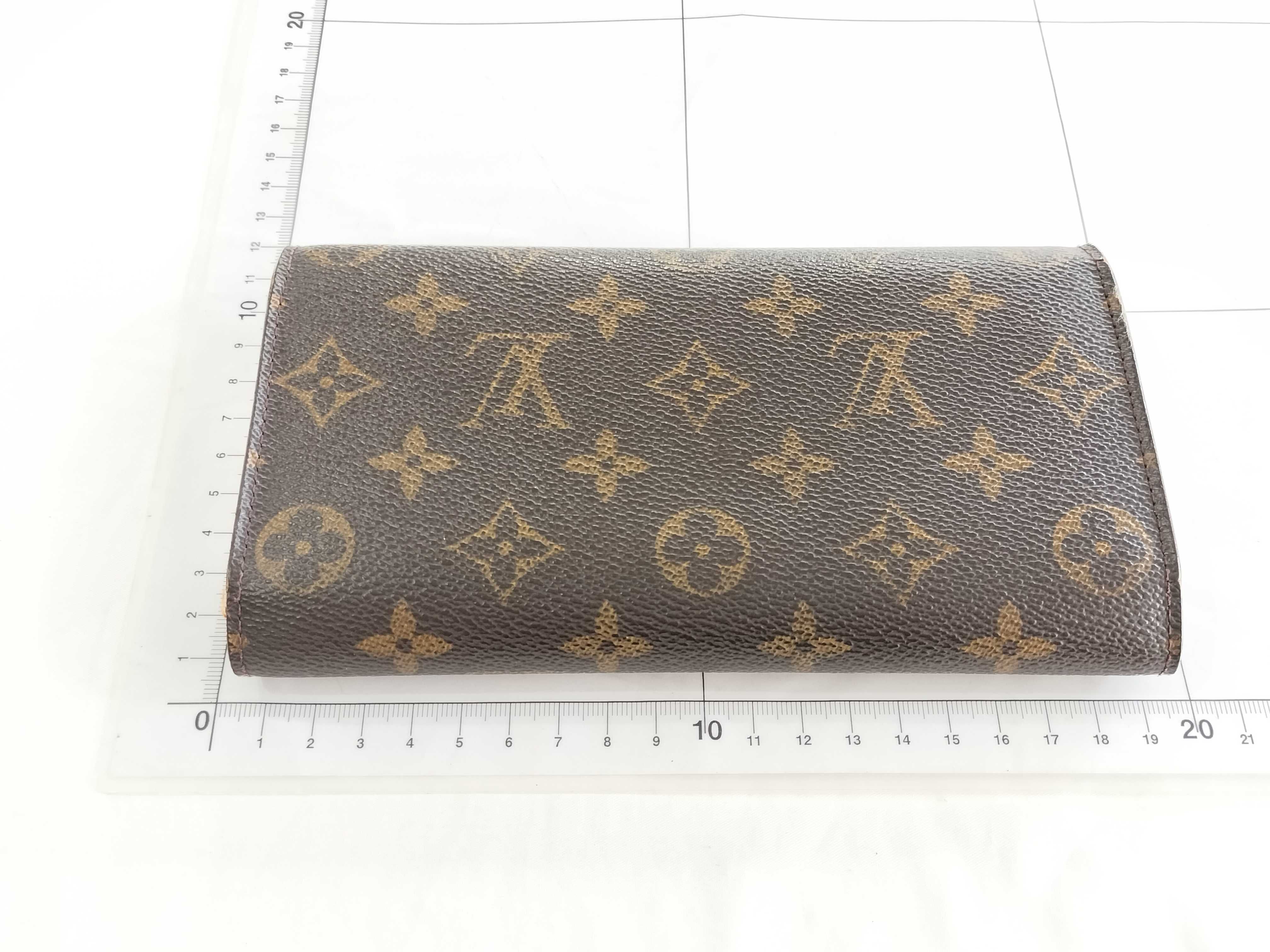 Monogram Portefeuille International Wallet — view 2