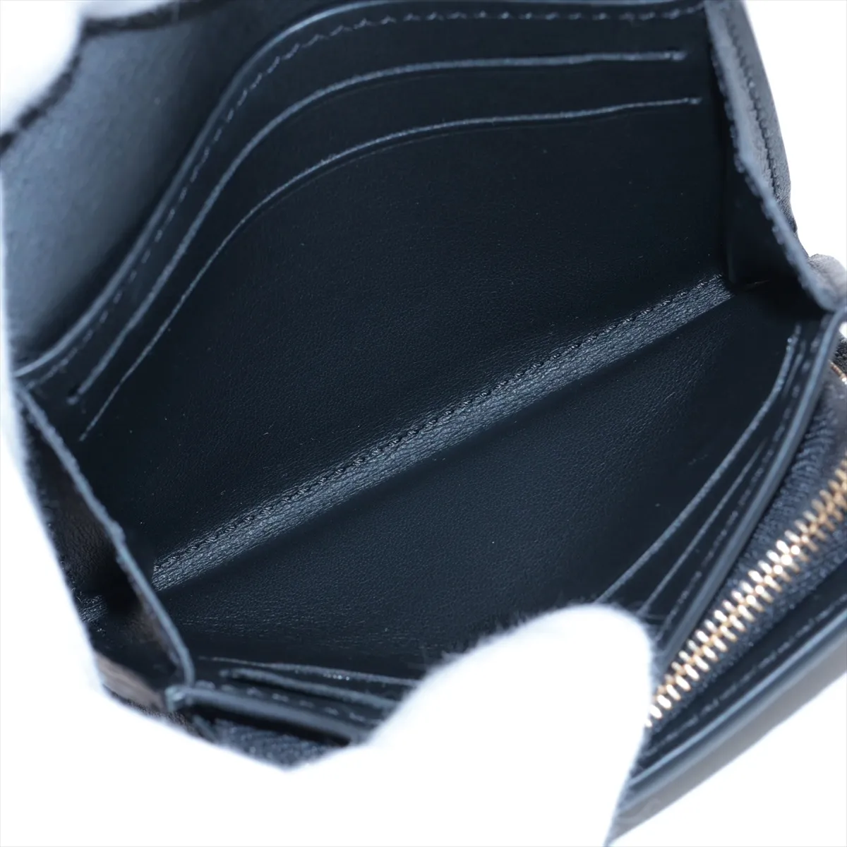 Taurillon Portefeuille Capucines Tiny M12149 Black Compact Wallet (RFID detected) — view 5