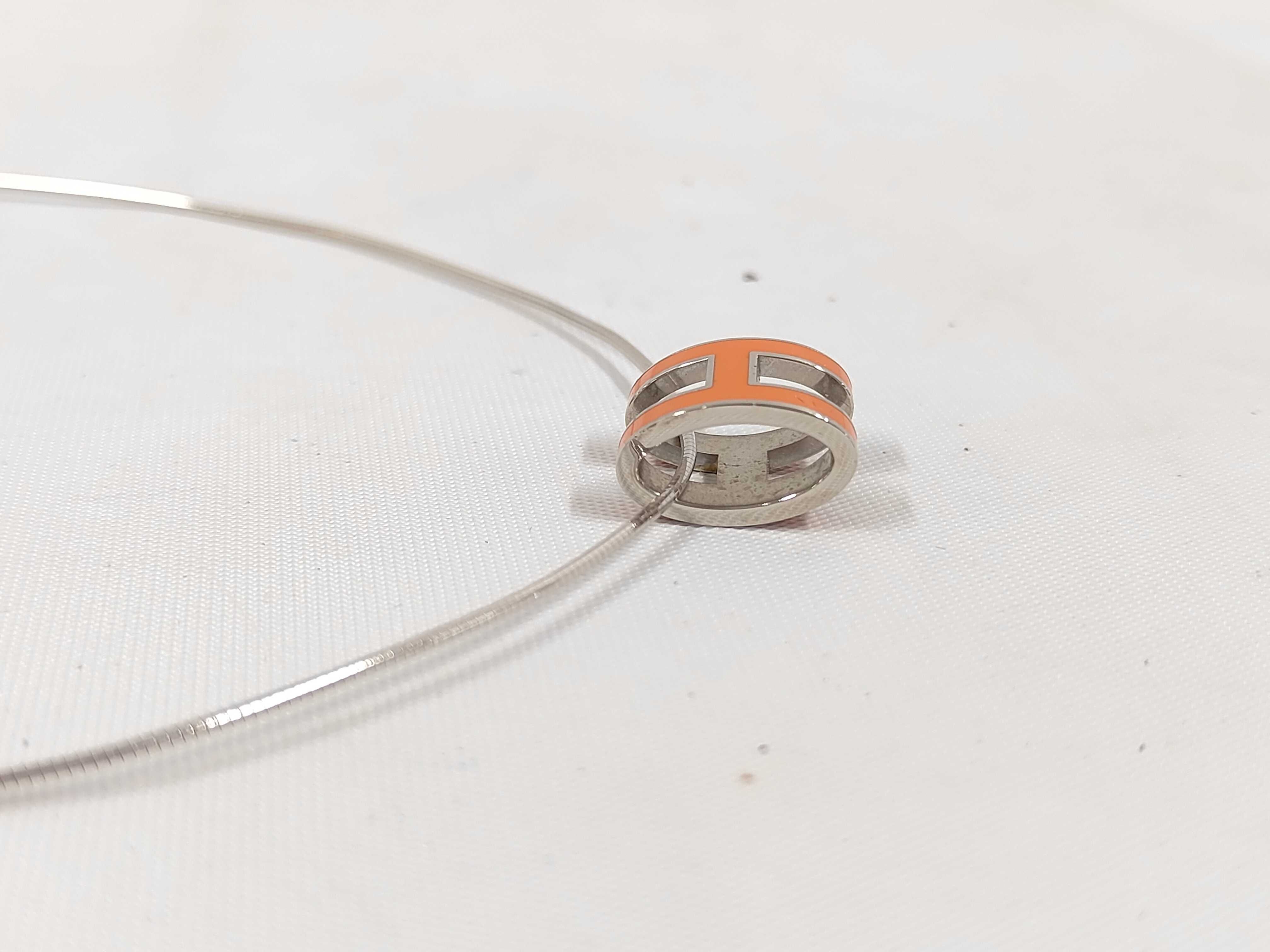 Pop H Necklace — view 3