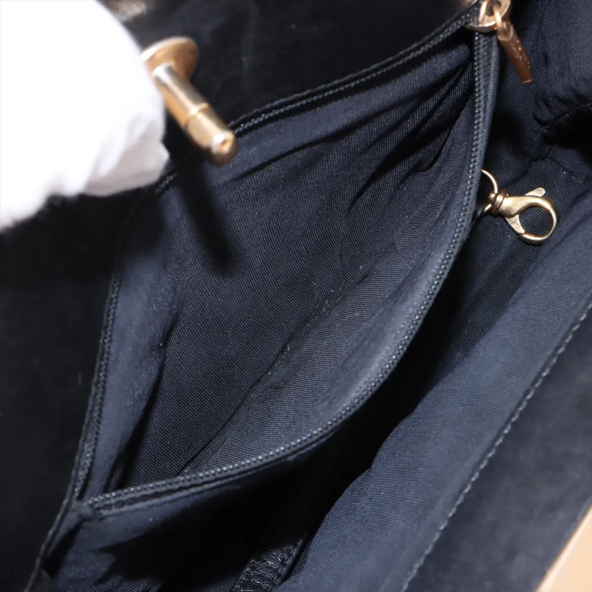 Chevron Lambskin Chain Shoulder Bag V Stitch Black Gold Hardware 24526771 24th Series — view 9