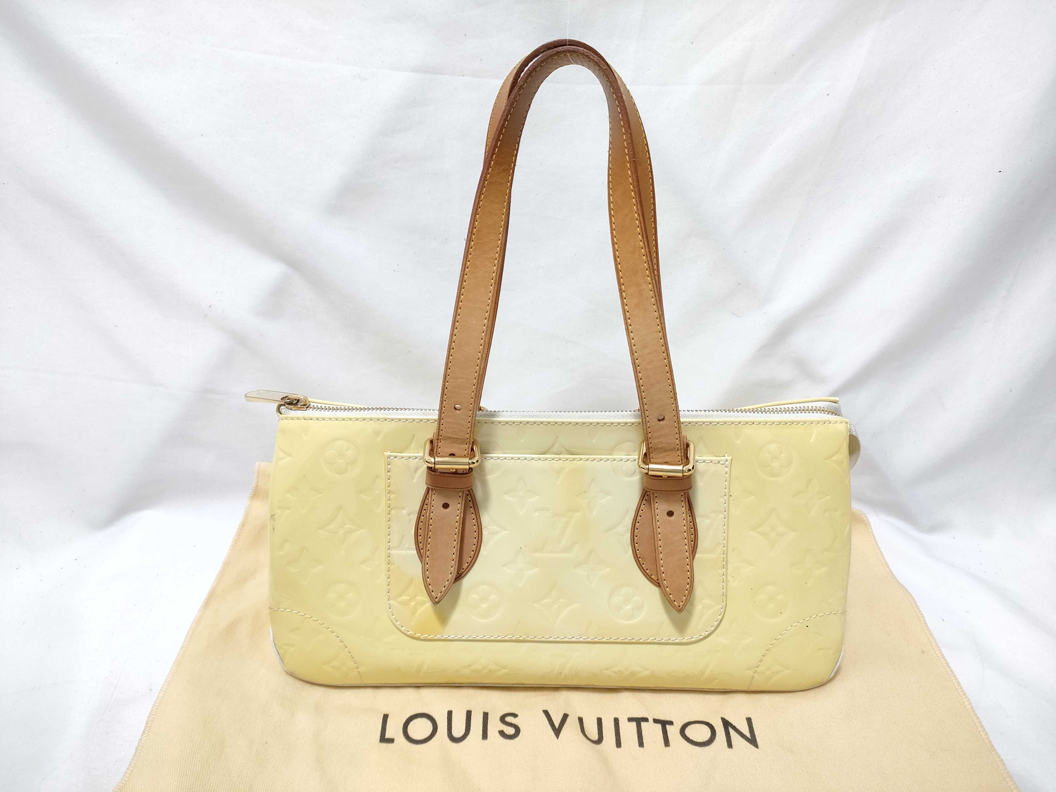 Vernis Rosewood Avenue Handbag