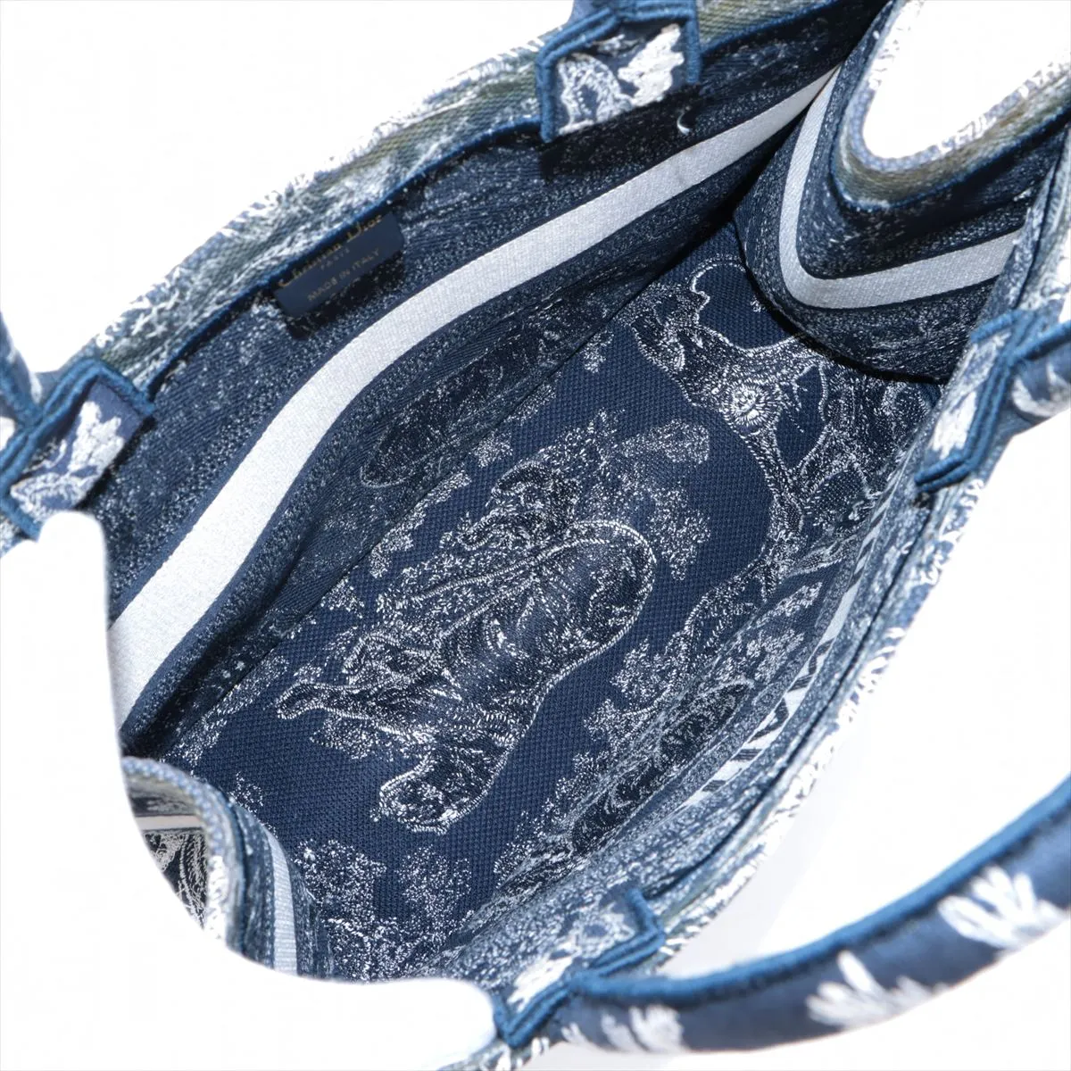 Toile de Jouy Embroidery Book Tote Medium Canvas Tote Bag Navy — view 7