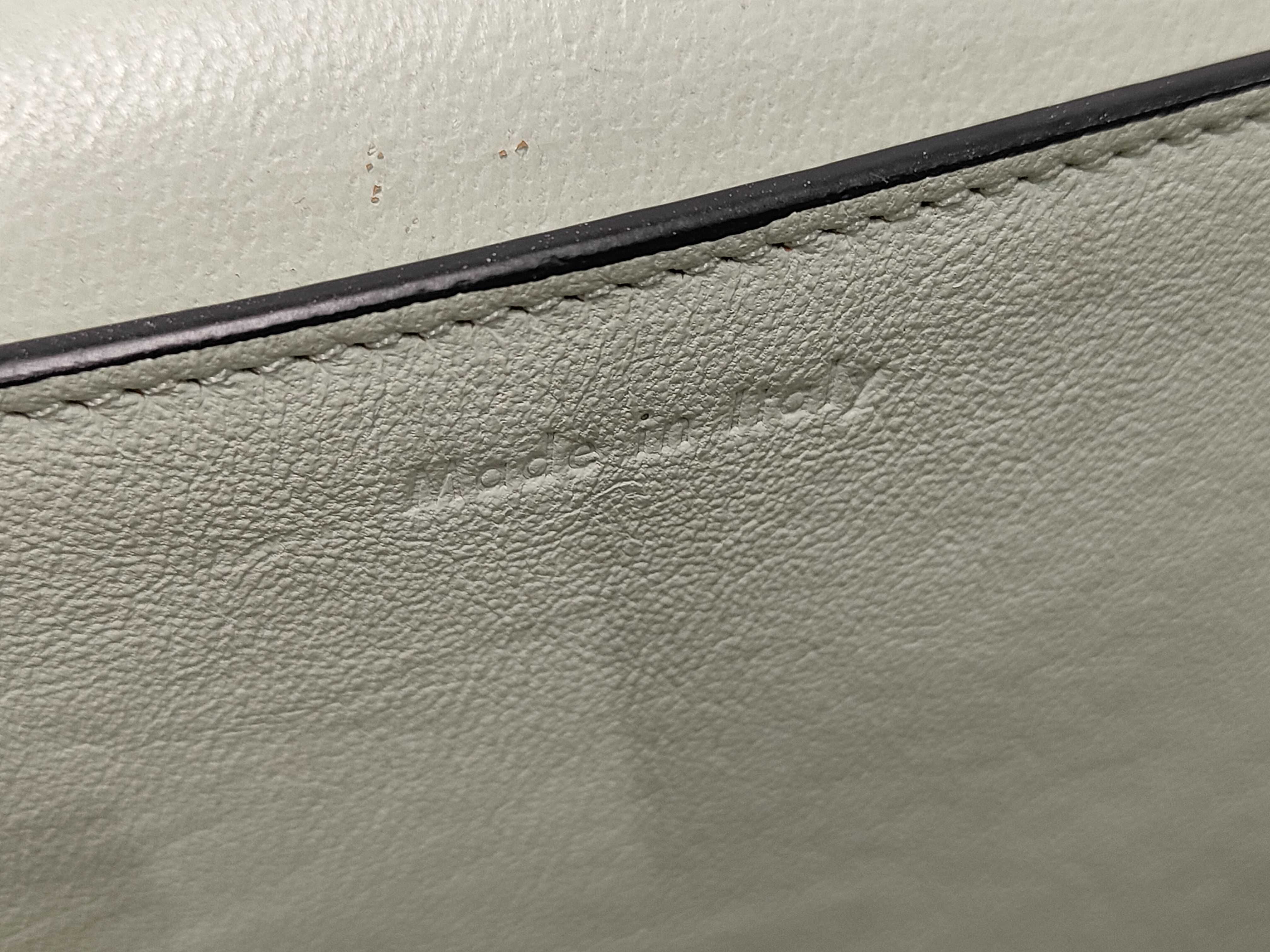 Frame Medium Leather Shoulder Bag — view 12