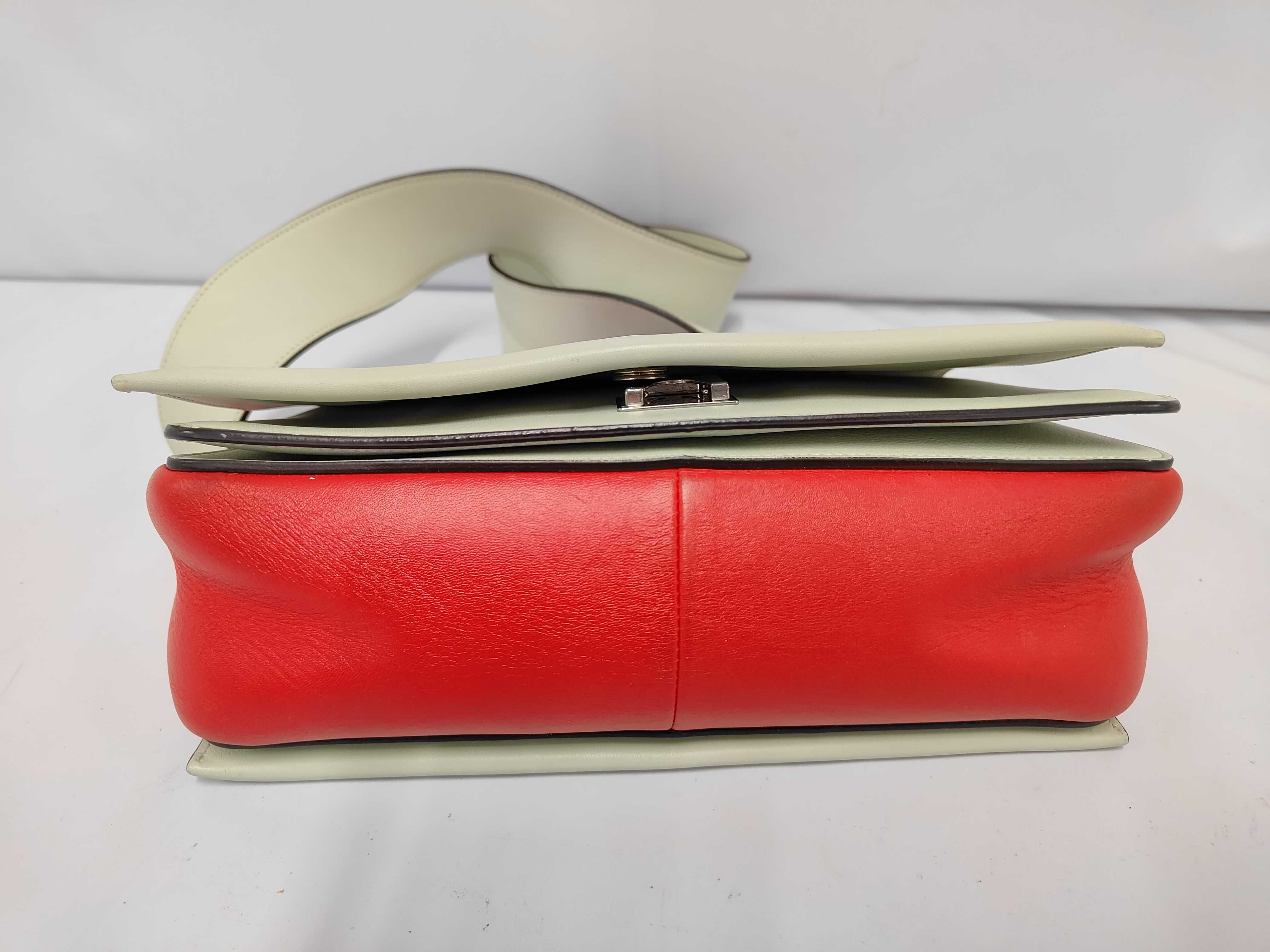Frame Medium Leather Shoulder Bag — view 3