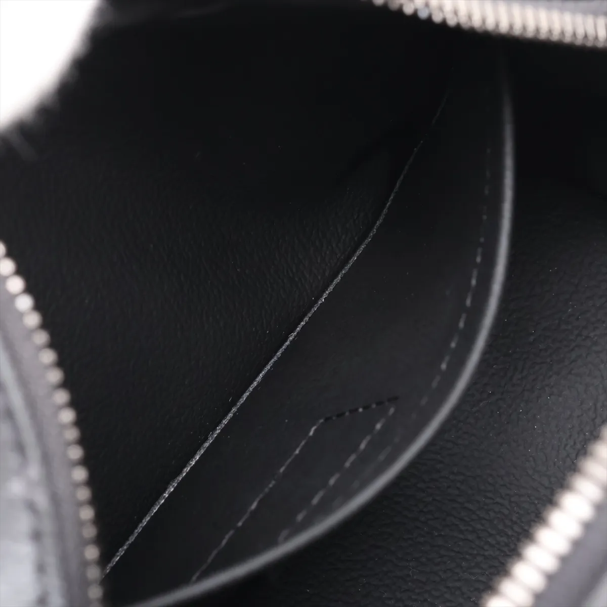 Monogram Eclipse Locker Dopp Kit M83113 Black (RFID responsive) — view 7