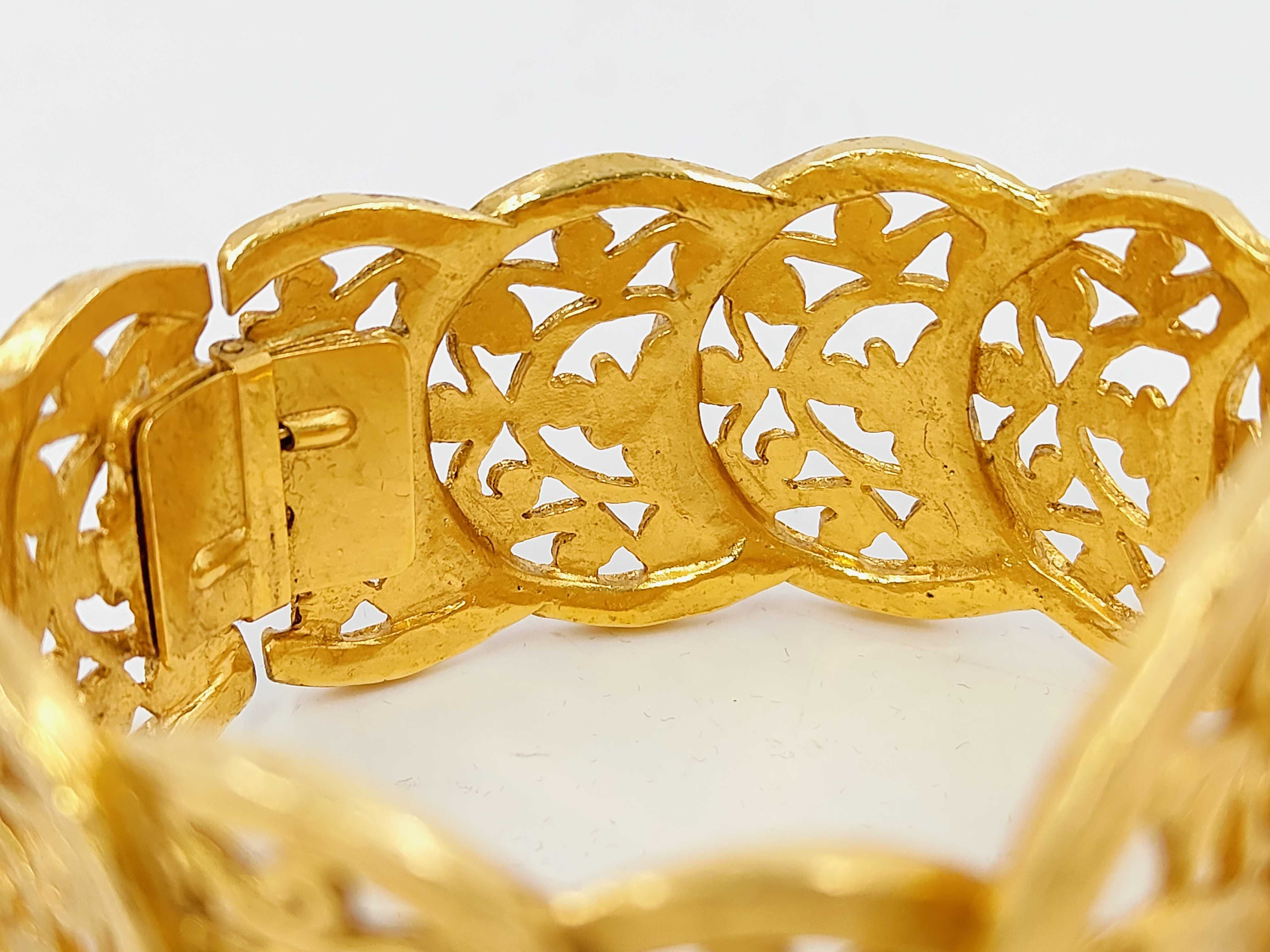 Coco Mark Bracelet 95A Gold Color with Pouch Bracelet/Bangle — view 6