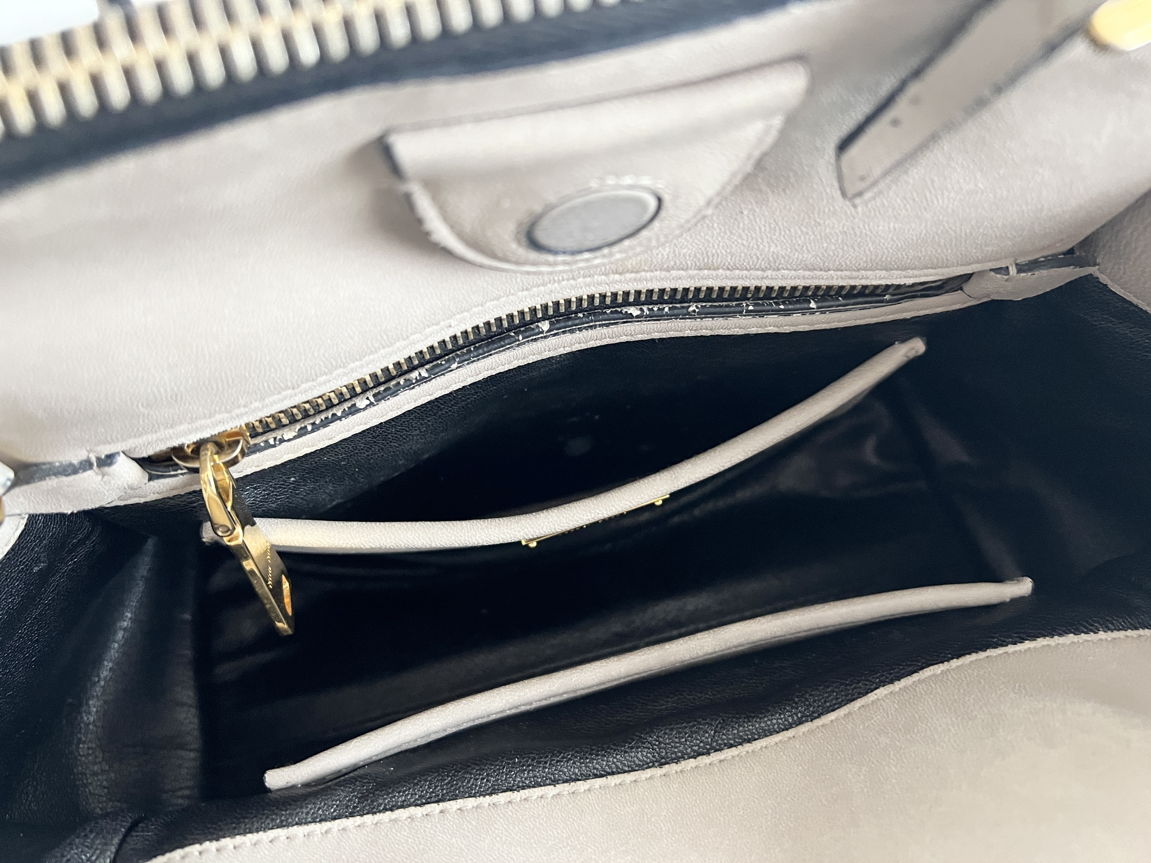 Biker Quilted Leather 2-Way Handbag Tote Bag Shoulder Bag — view 9