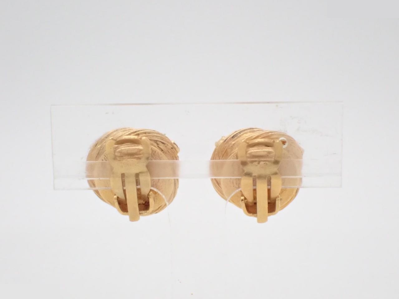 Vintage Classic (Precious Metal) Earrings — view 2
