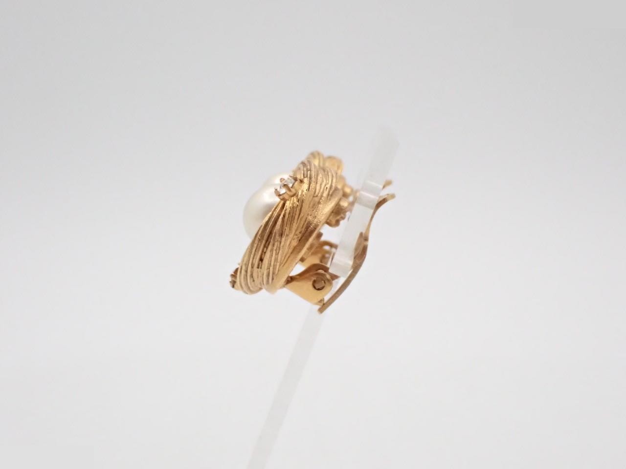 Vintage Classic (Precious Metal) Earrings — view 3